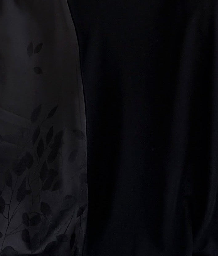 MW2111 - عباية كريب بقصة نص كلوش عصرية - Aya