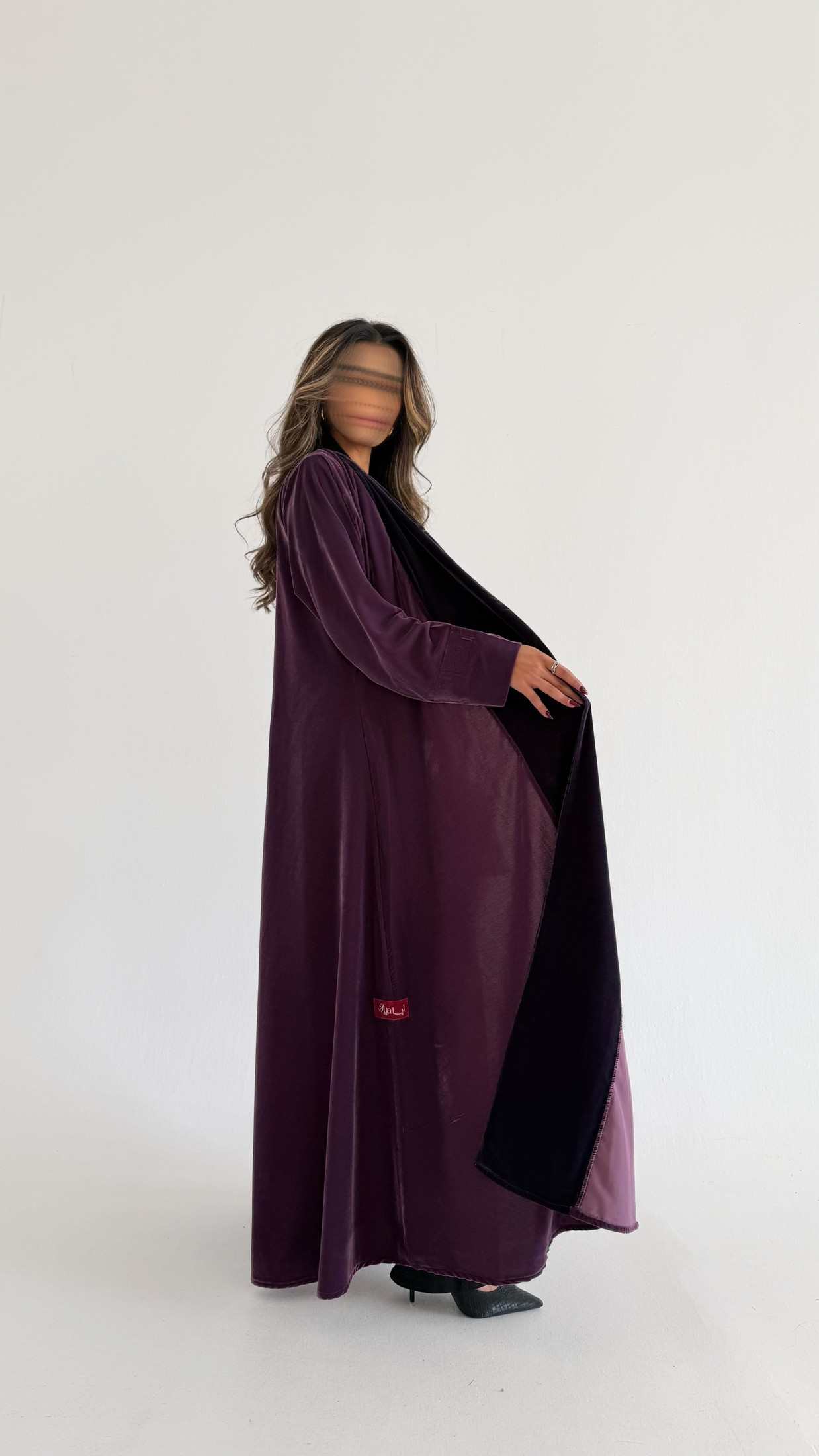 MWT599 - Velvet abaya in light and dark purple  | عباية مخمل موف غامق وموف فاتح - Aya