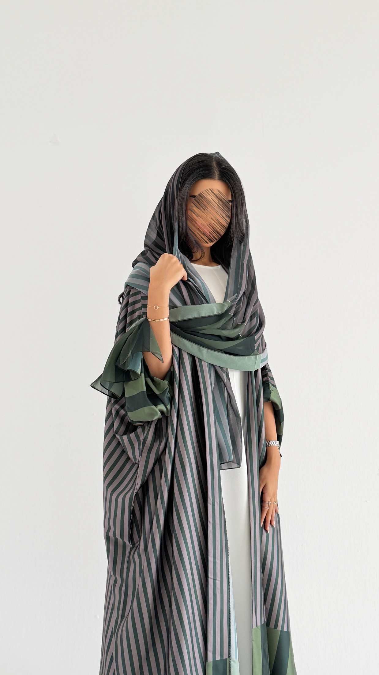 MWT1210 - عباية مخطط |striped abaya - Aya