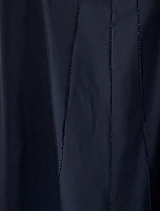 MW2120 - عباية كريب أنيقة بقصّة ربع كلوش عصرية. - Aya