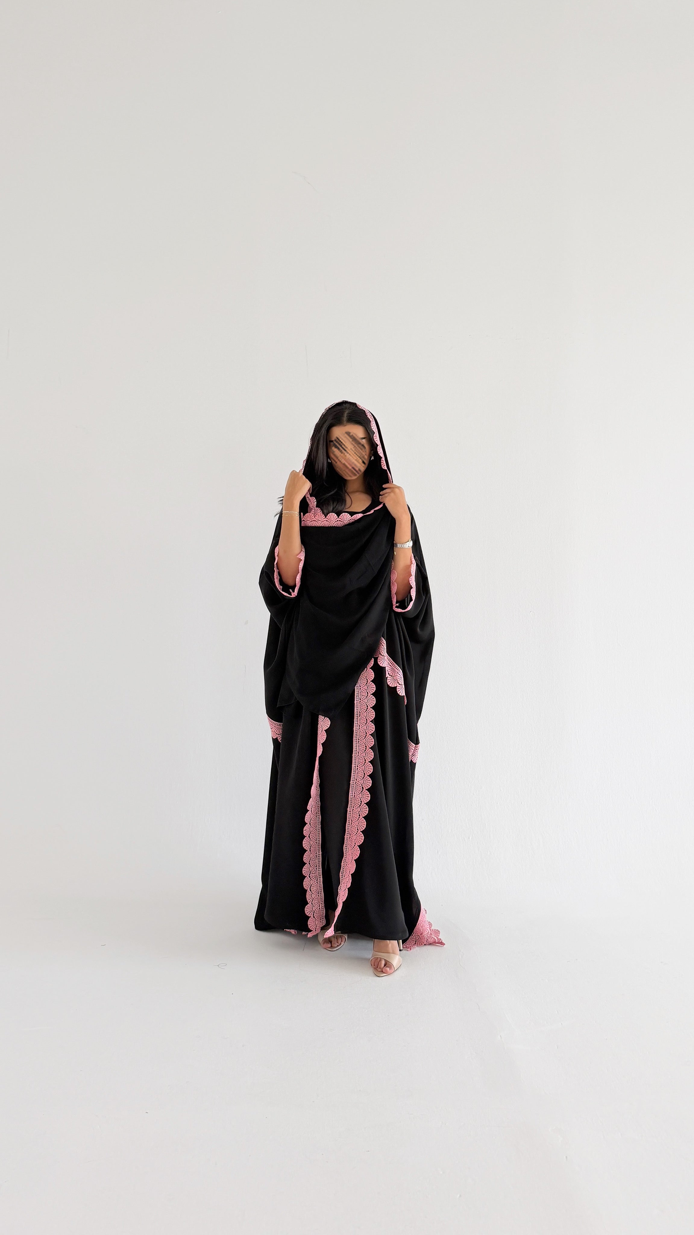 MW2163 -عبايه كريب مع اضافه كلفه مميزه وحصرية - Aya