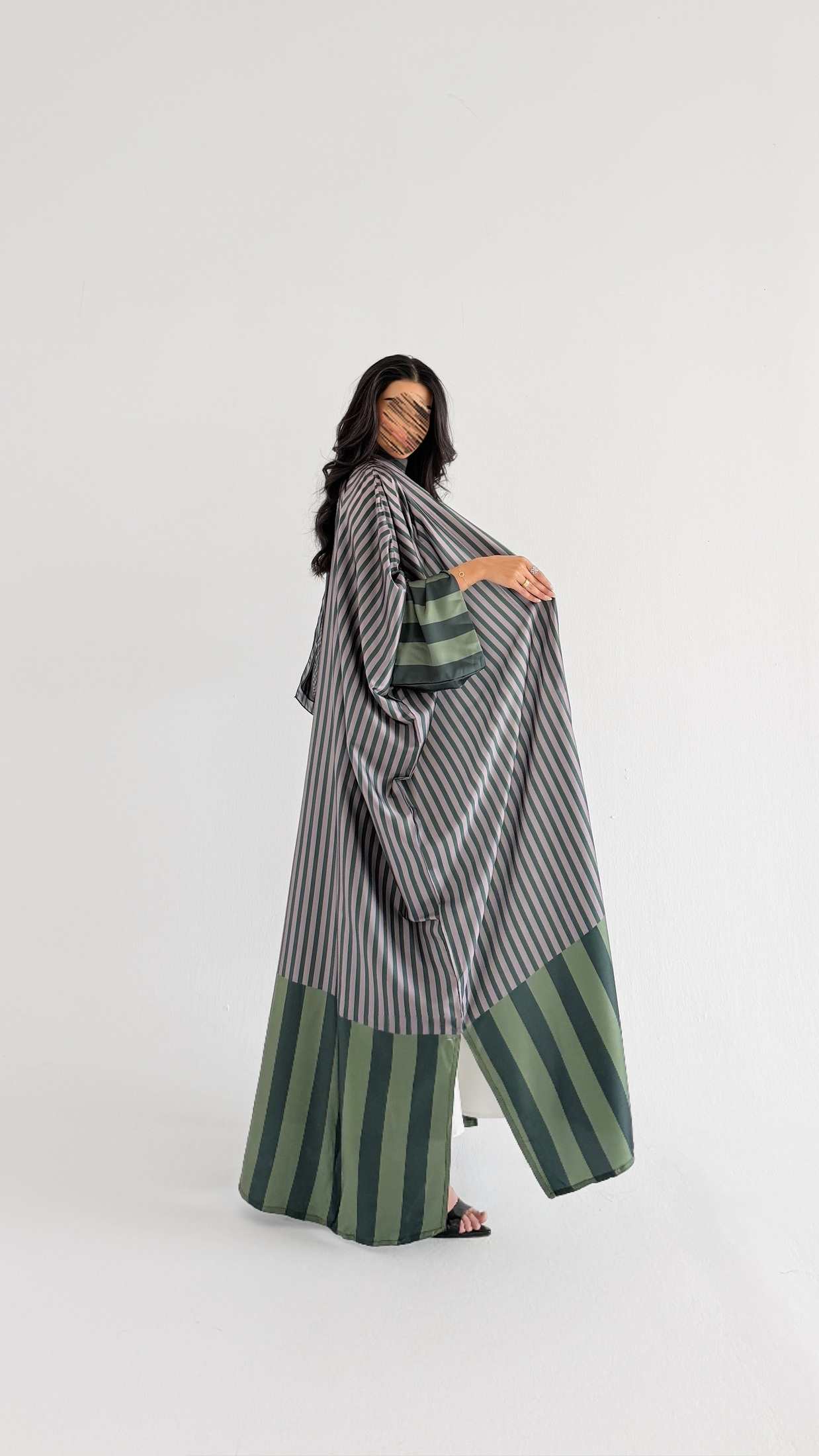 MWT1210 - عباية مخطط |striped abaya - Aya