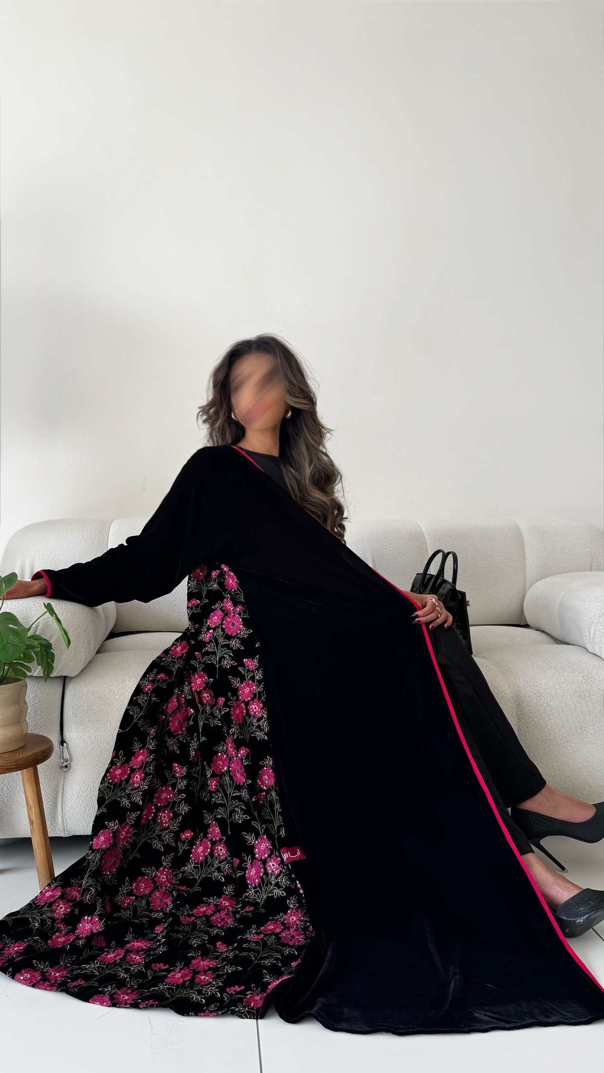MWT732 -  Black velvet abaya with pink rose embroidery | عباية مخمل اسود مع تطريز زهري - Aya