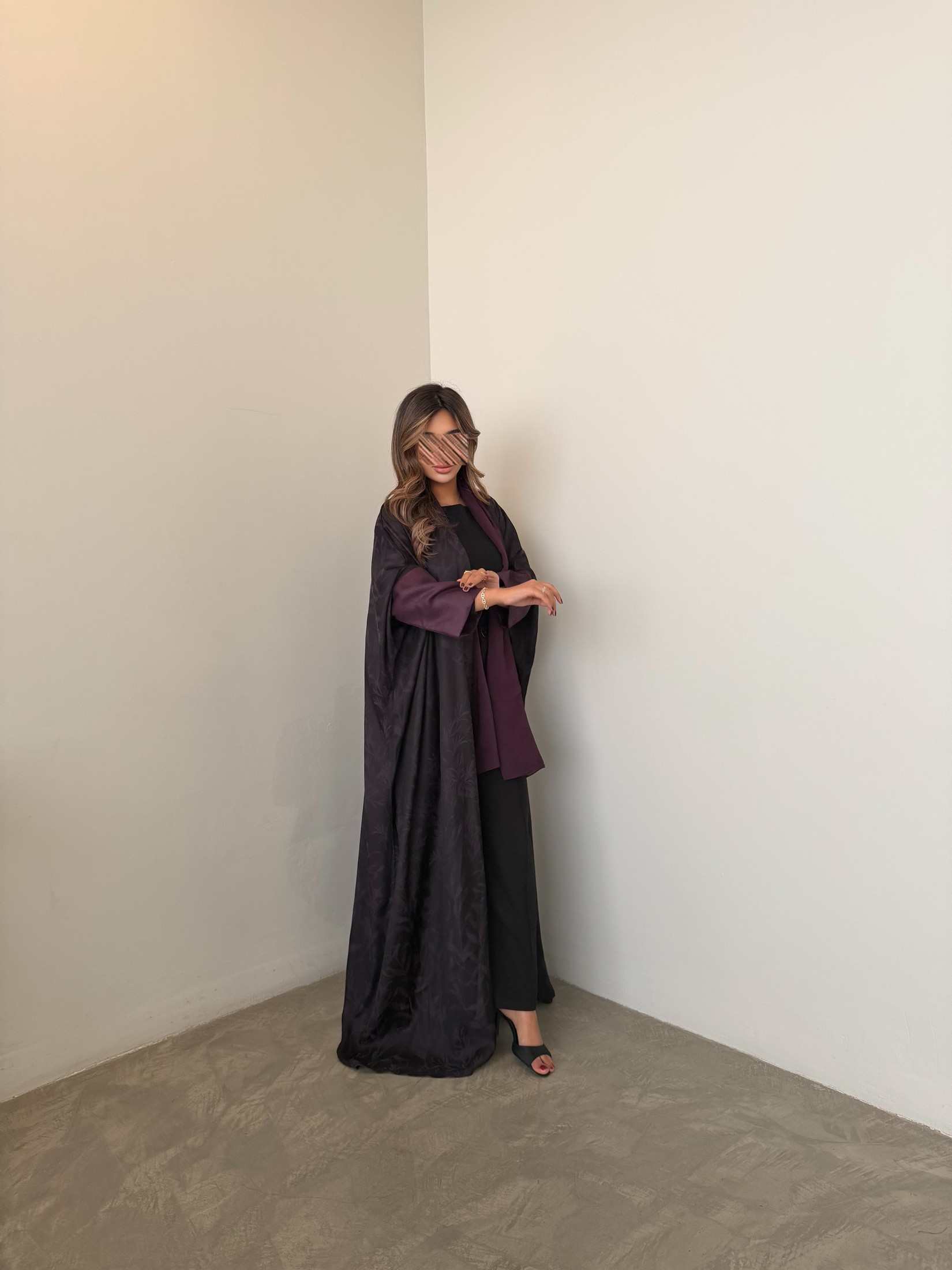 MWT1052 - عبايه جاكار بتدخيله بالاكمام - Aya