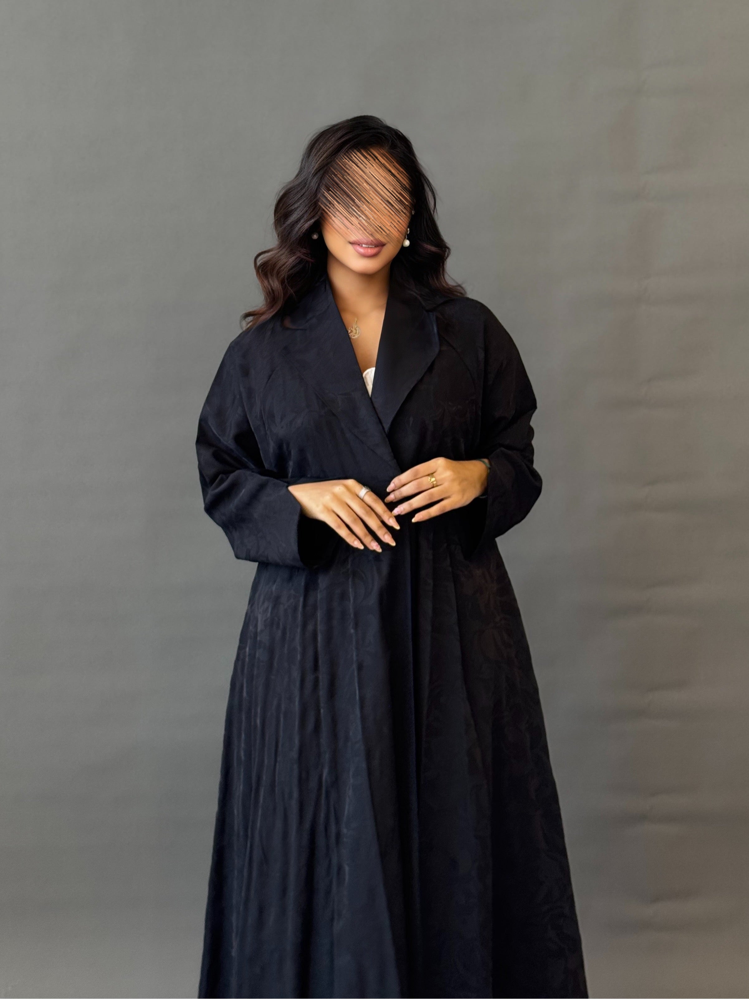MW645 - Light Crepe Standing with Jacquard Half-Cloche
