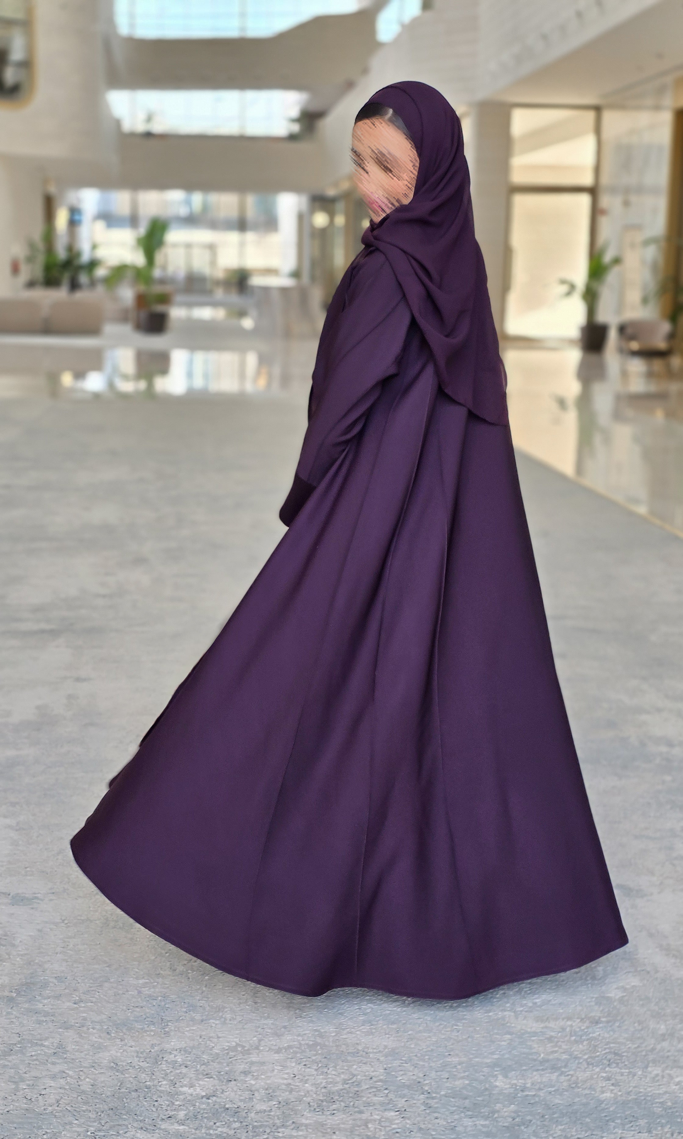 MWT639 - عباية موفي بليزر