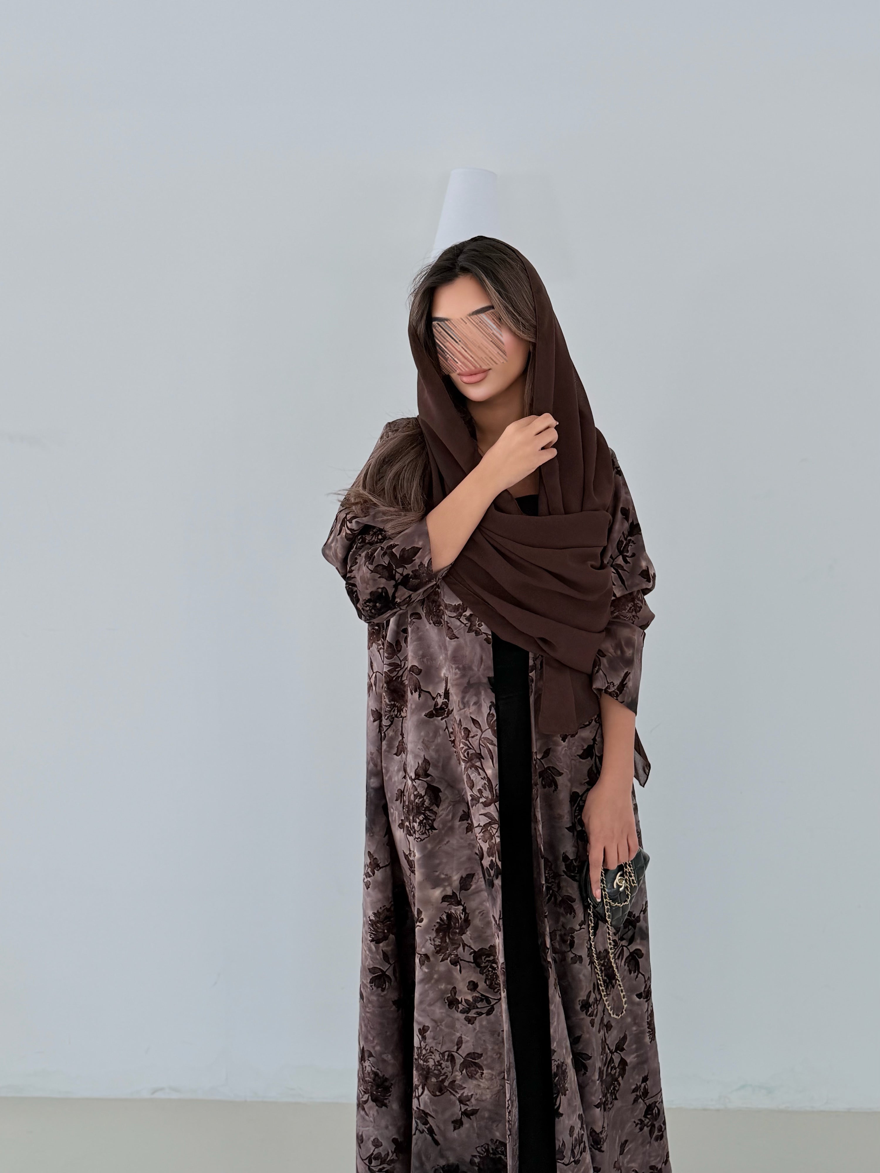 MWT5006 - عبايه بني طباعة كريب قصة نص كلوش - Aya