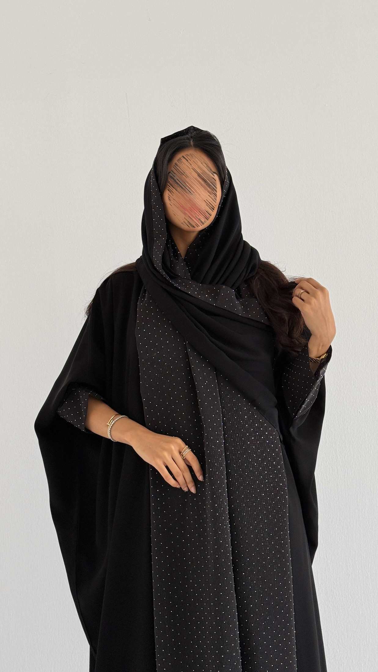 MWT1167 - عباية بتدخيلة شيفون لمعة - Aya