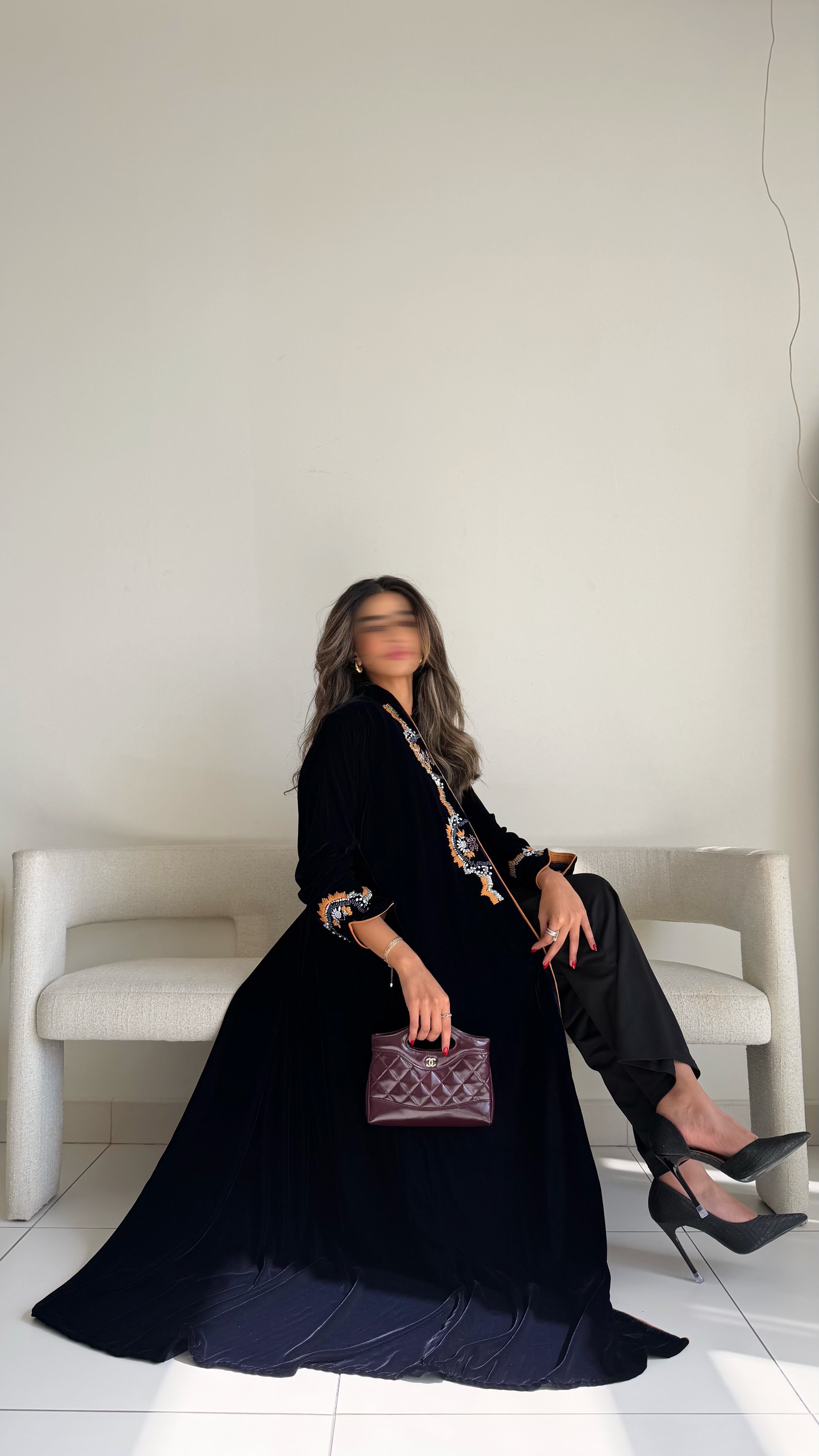 MW645 - Light Crepe Standing with Jacquard Half-Cloche