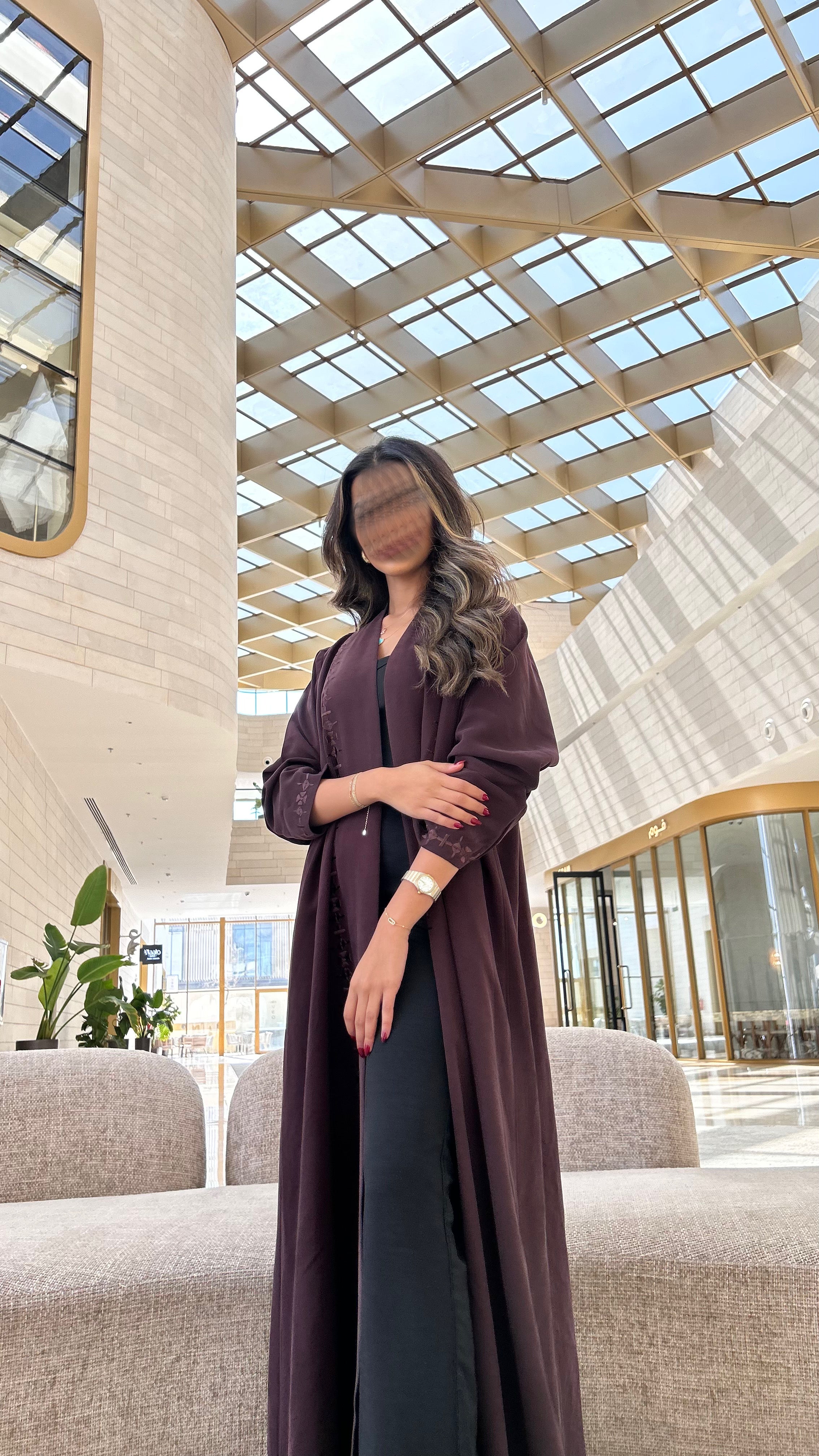 MWT394 - مخمل تطريز بني - Aya