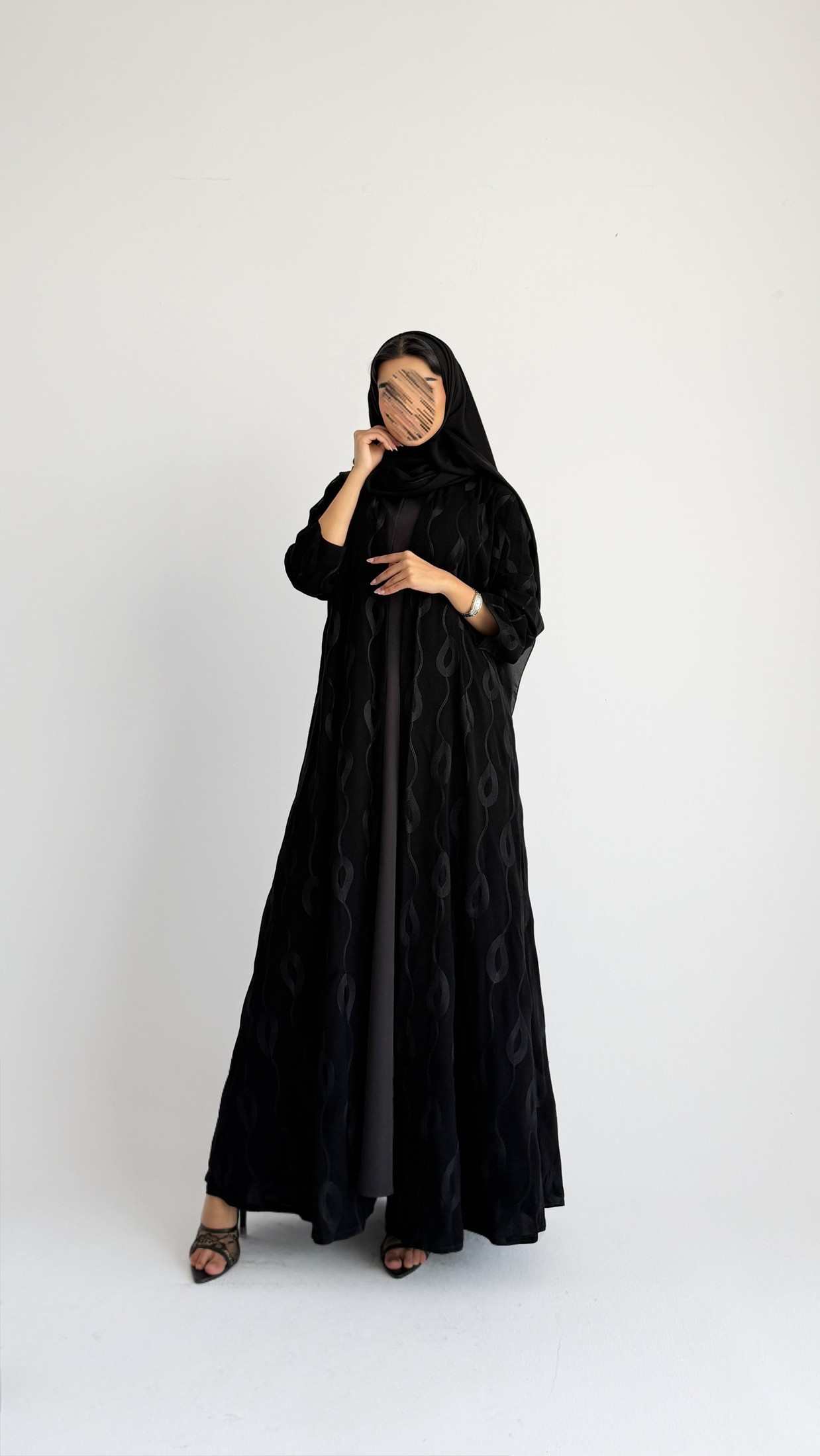 MWT1186 - عباية تطريز كامل - Aya