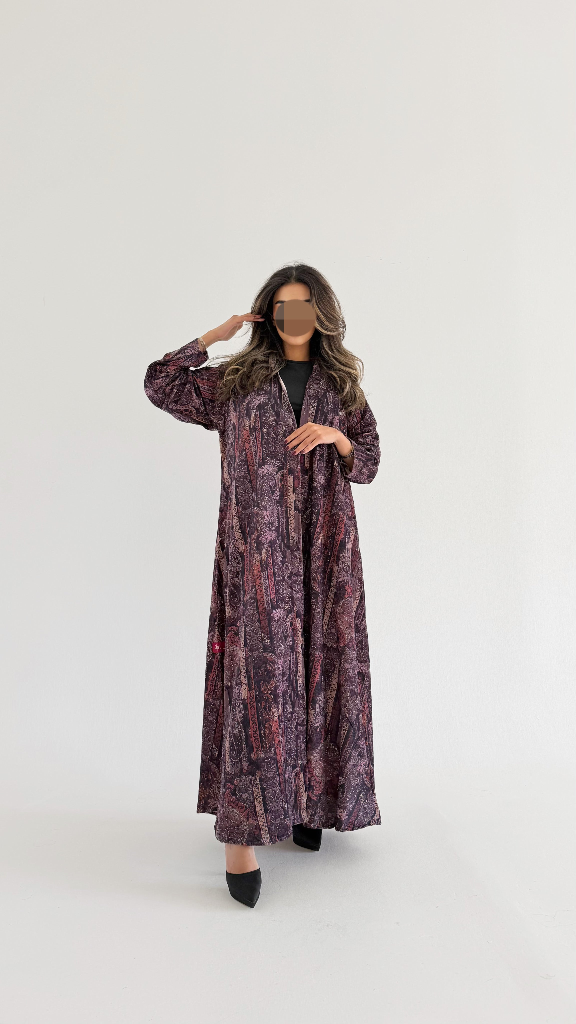 MW645 - Light Crepe Standing with Jacquard Half-Cloche