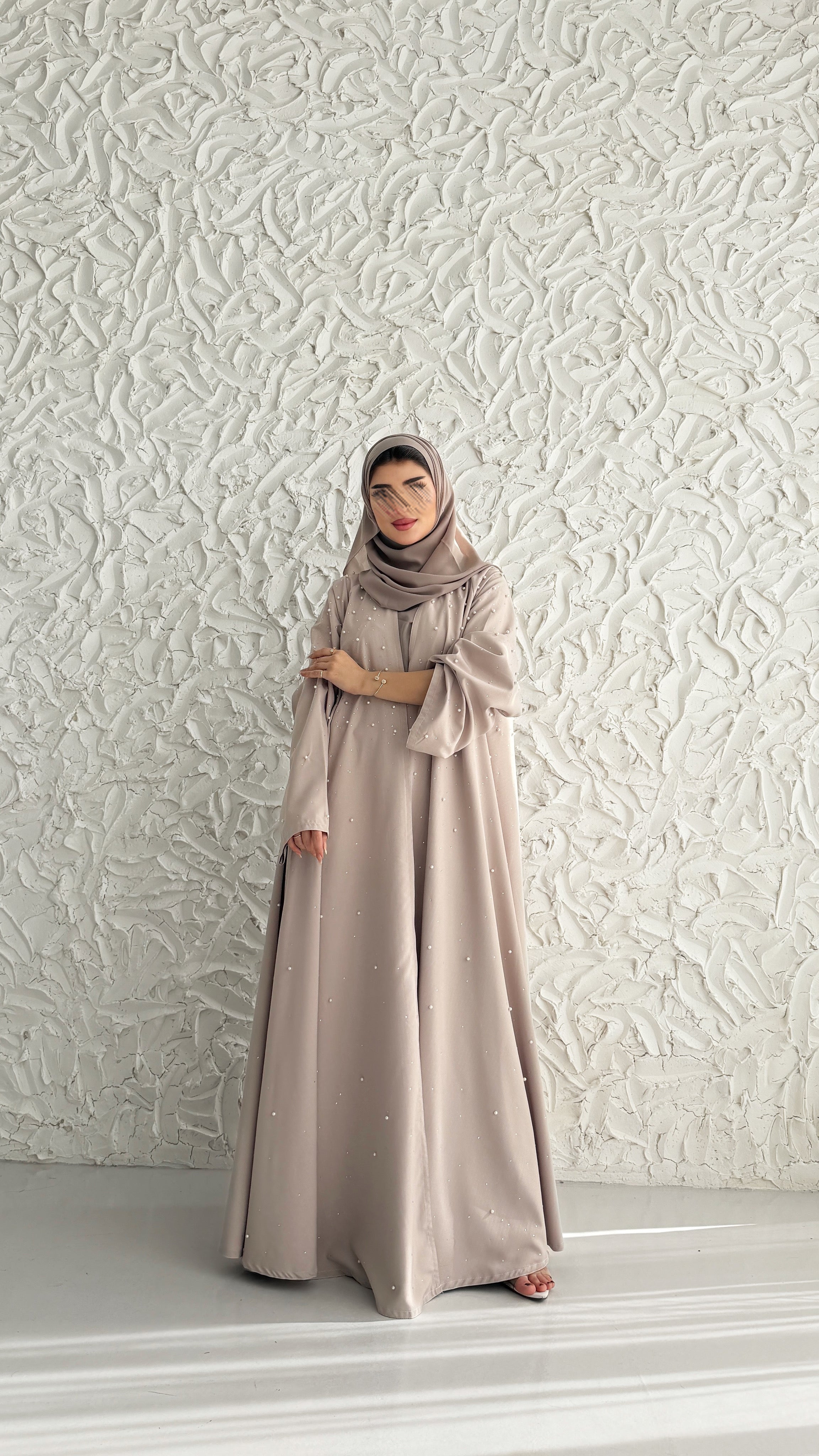 MW2064 - عبايه كريب دبل كلوش مع اضافة اللولو - Aya