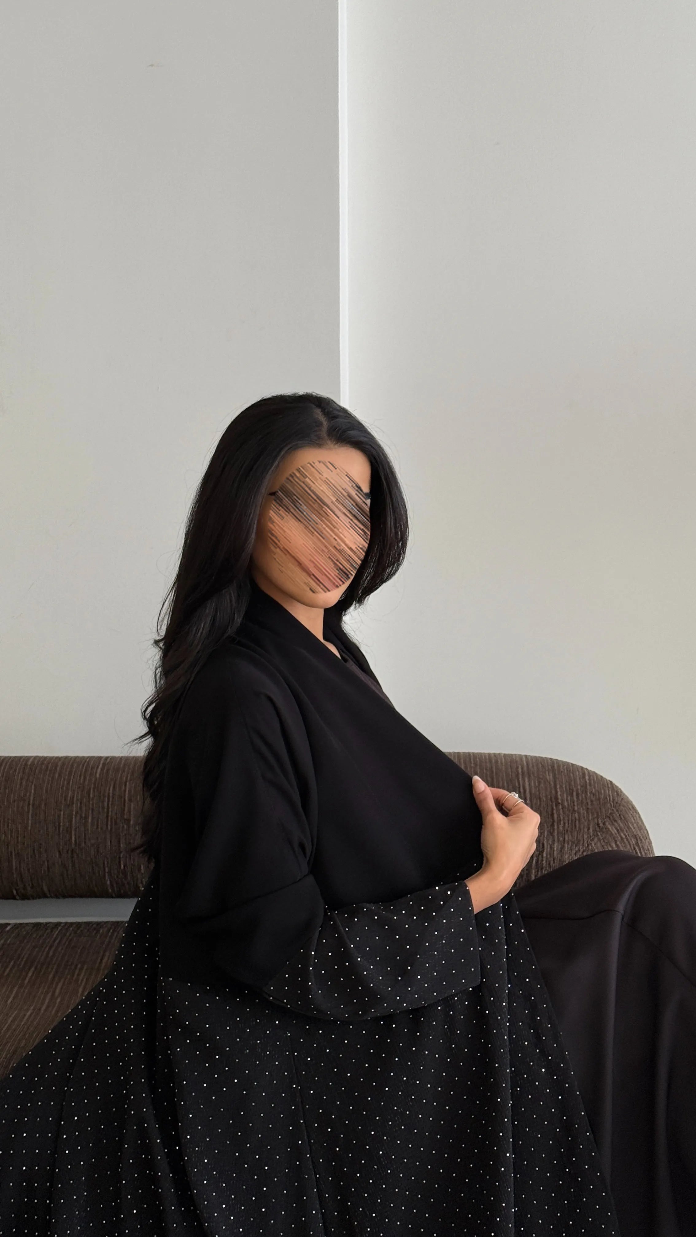 MWT1260 - عبايه اسود بتدخيله شيفون لمعة راقي - Aya