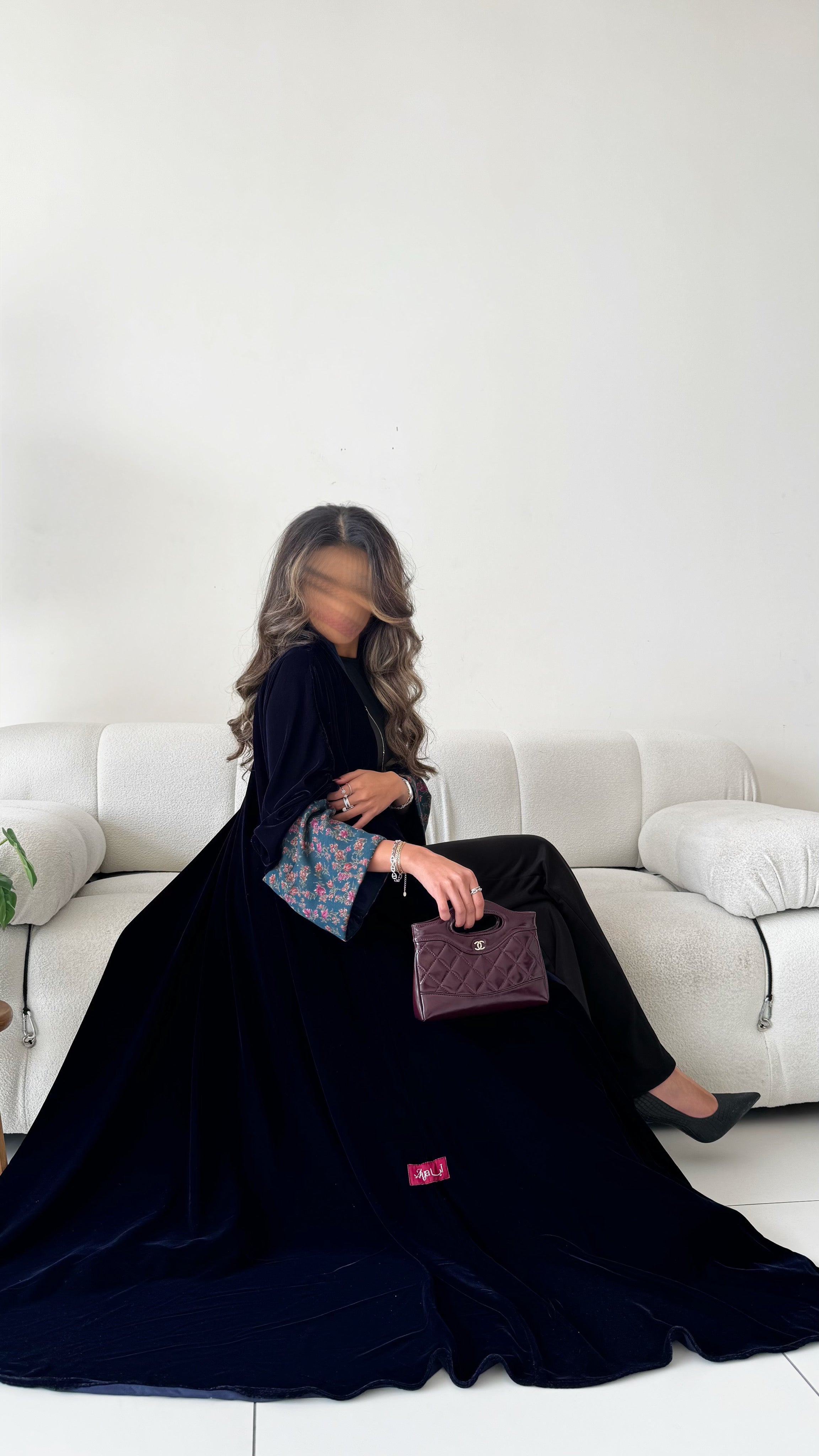 MWT706 - عباية مخمل مع تدخيلة كشميري تركواز| Velvet abaya with Turquoise Kashmiri - Aya