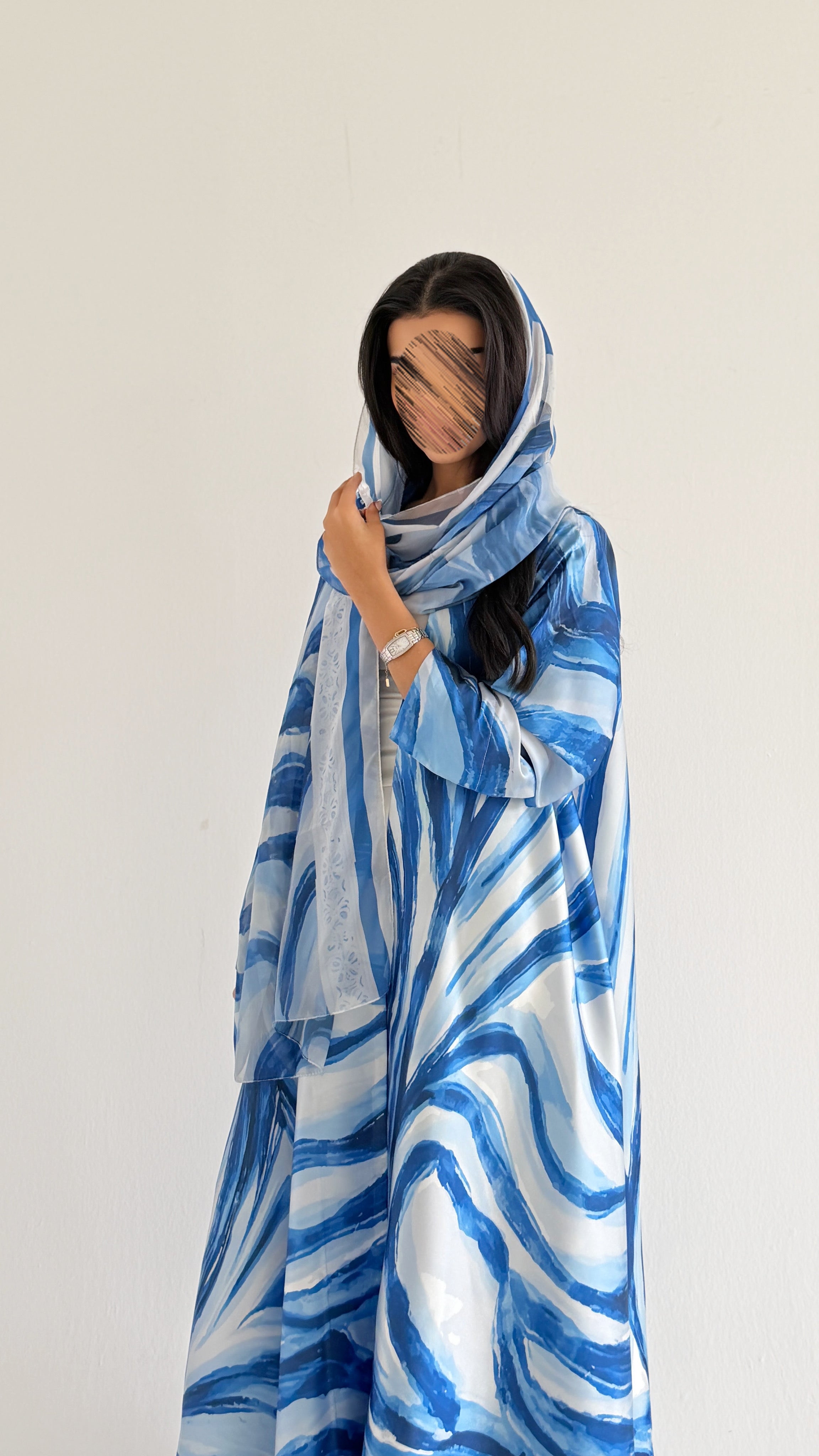 MWT667 - عباية طباعة ازرق - Aya