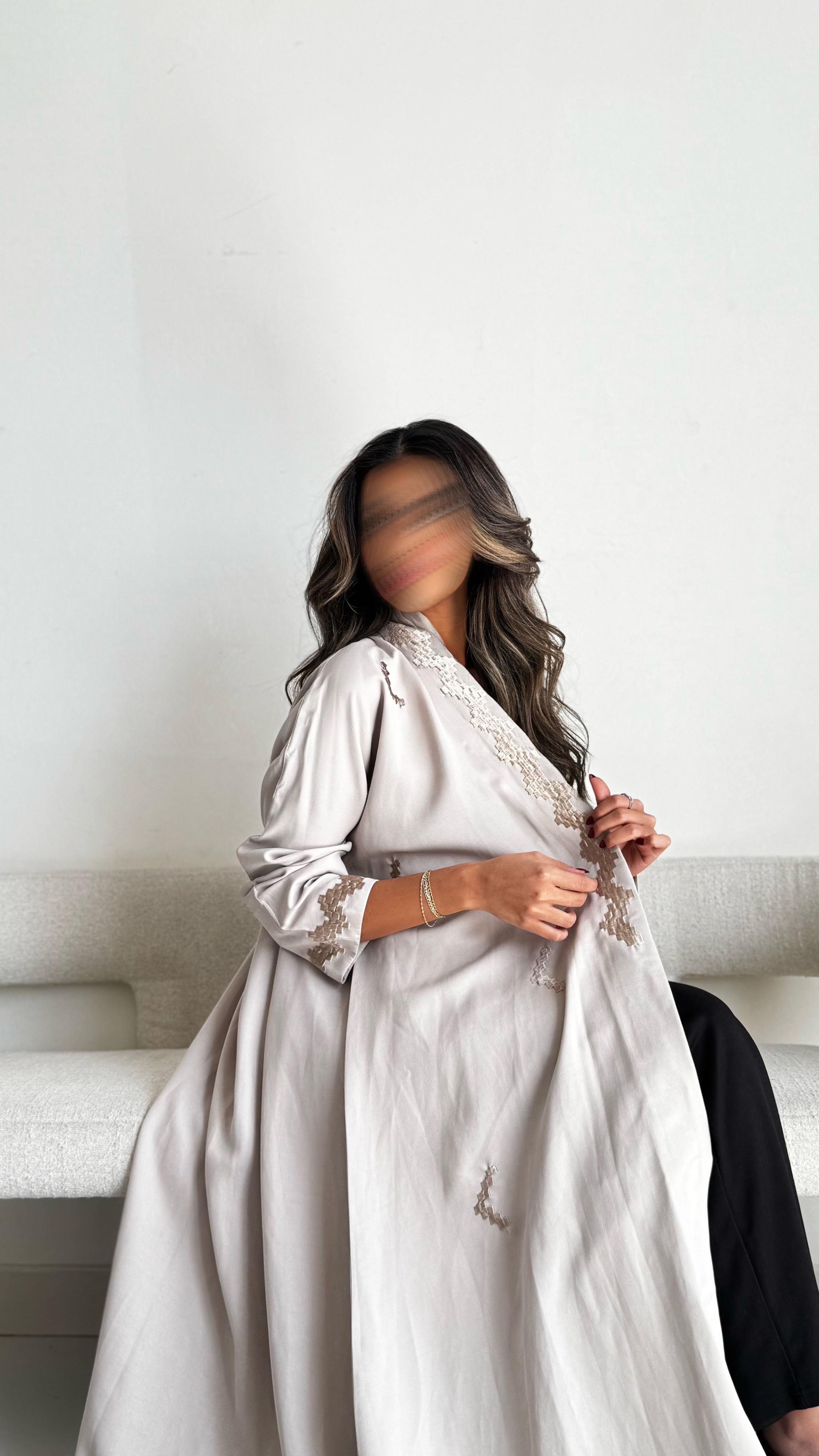 MWT371 - عباية بني تطريز - Aya