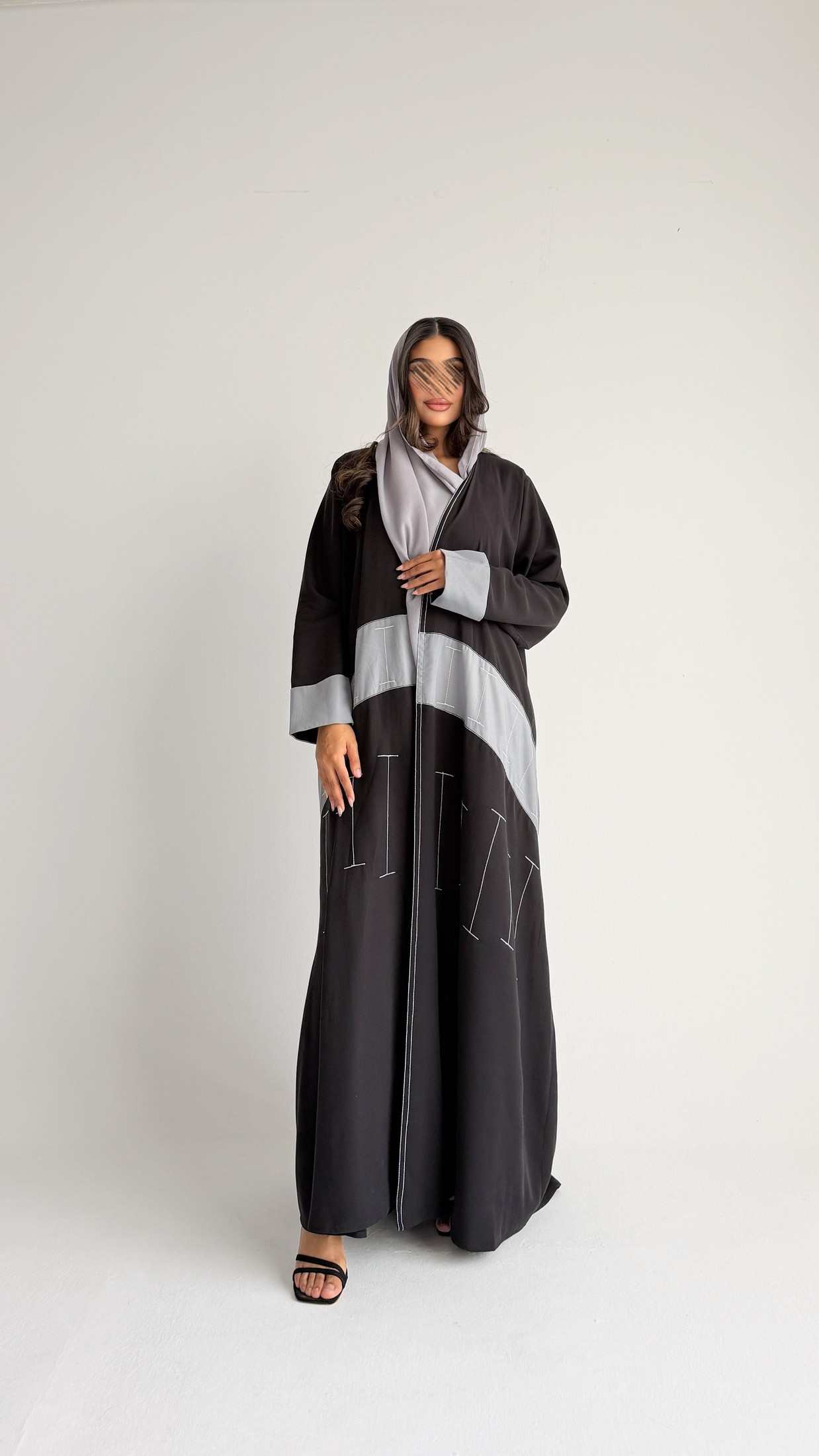 MWT4363 - عباية رايون بتدخيلة وخياط هندسي - Aya