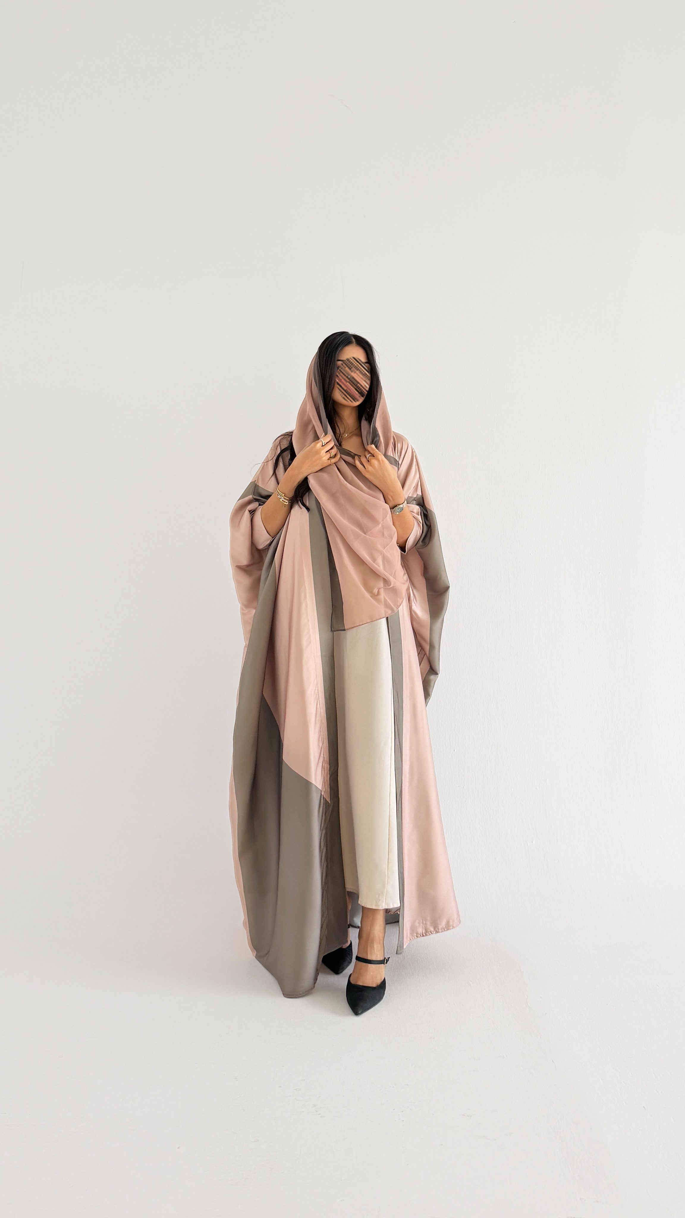 MWT1421 عباية حرير طباعة - Aya