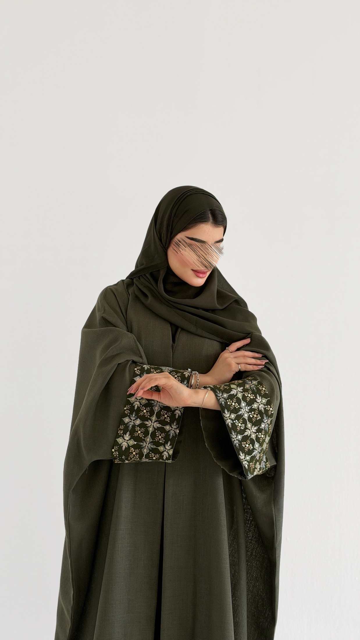 MWT5025 - قماش لينن زيتي مع قماش تطريز زيتي قصة كلوش - Aya