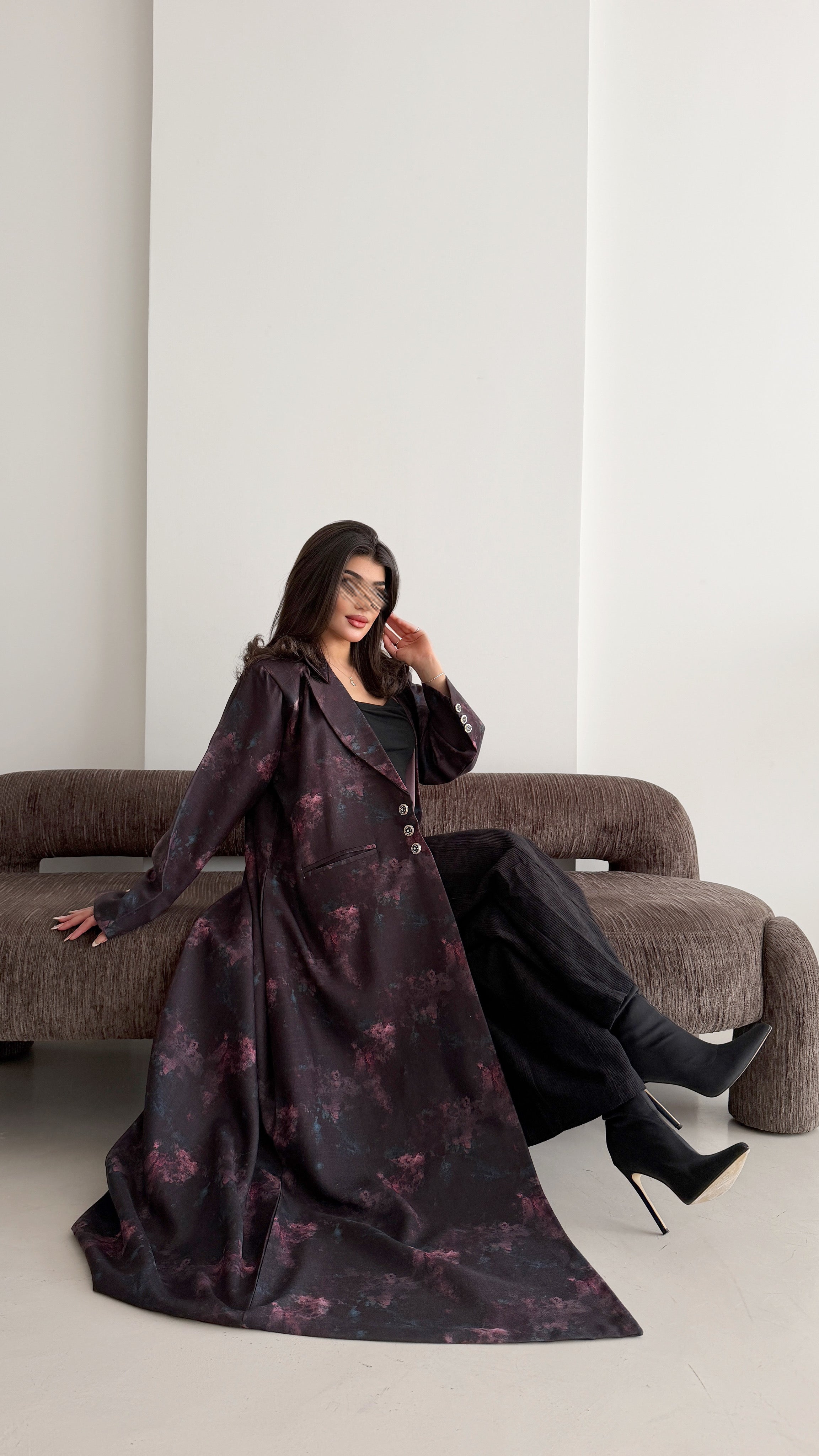 MWT1037 -  عباية بليزر طباعة | Printed Blazer Abaya - Aya