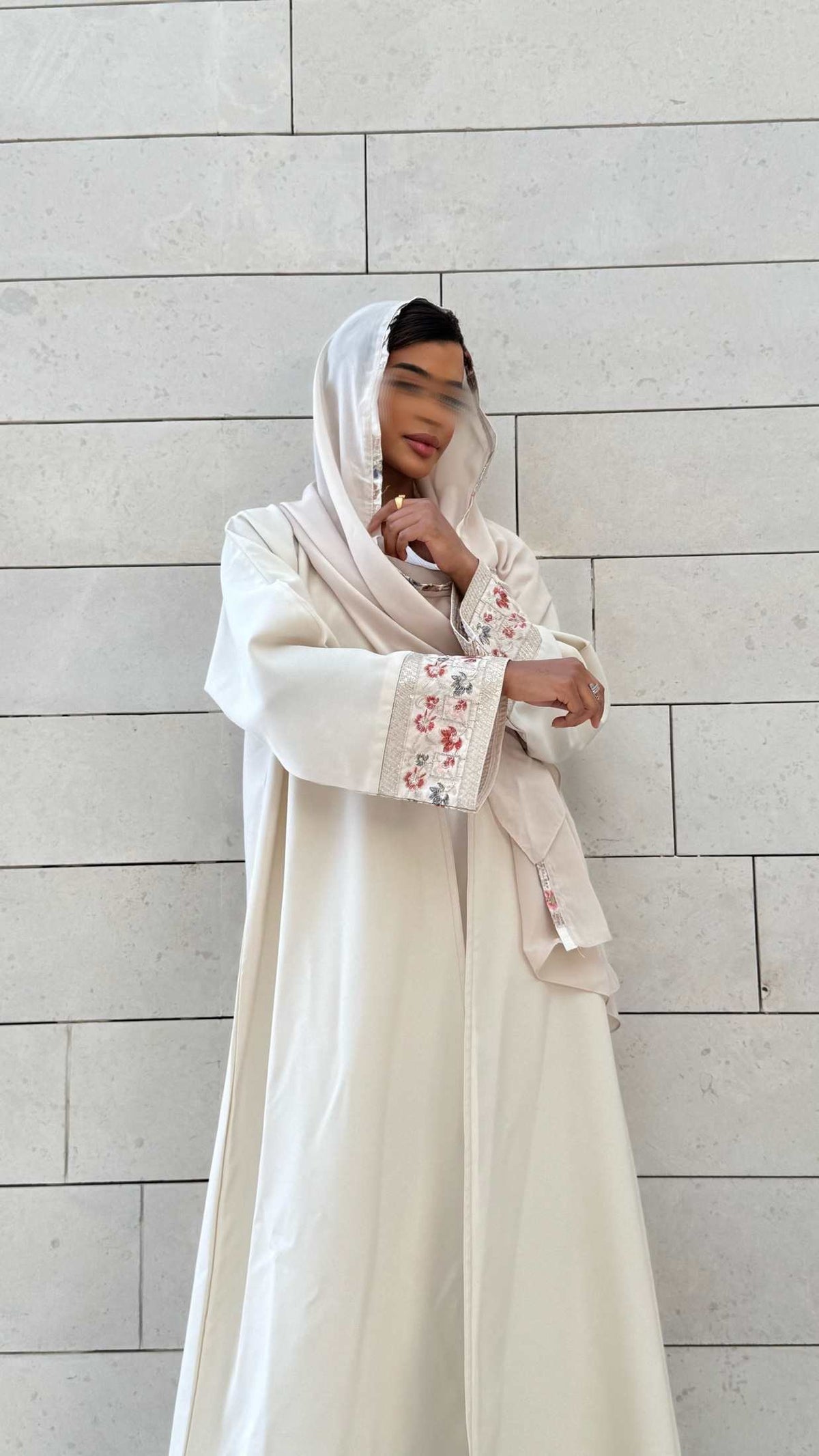 MW7961 -  لمار مع كلفة نص كلوش - Aya