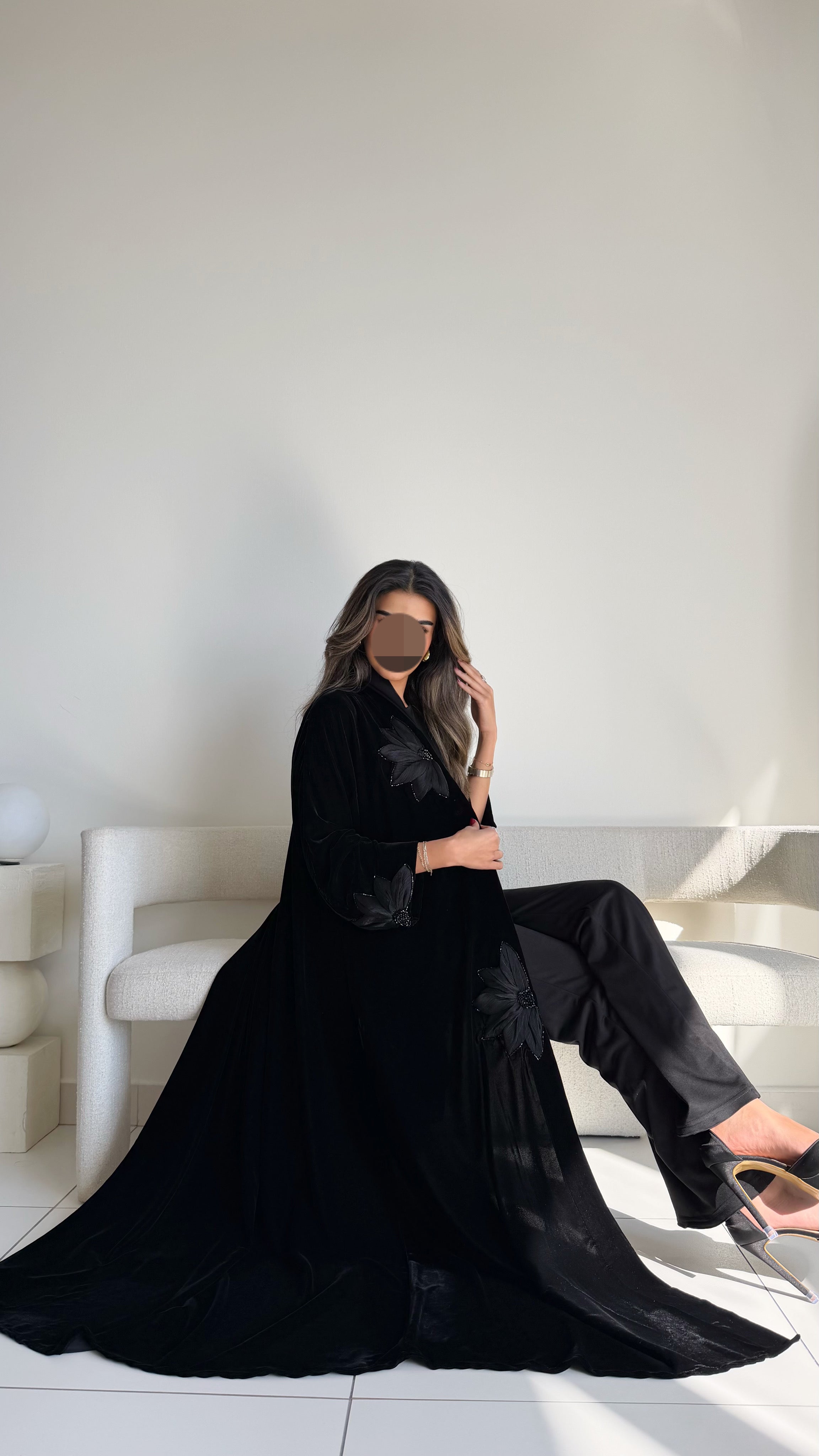 MW645 - Light Crepe Standing with Jacquard Half-Cloche