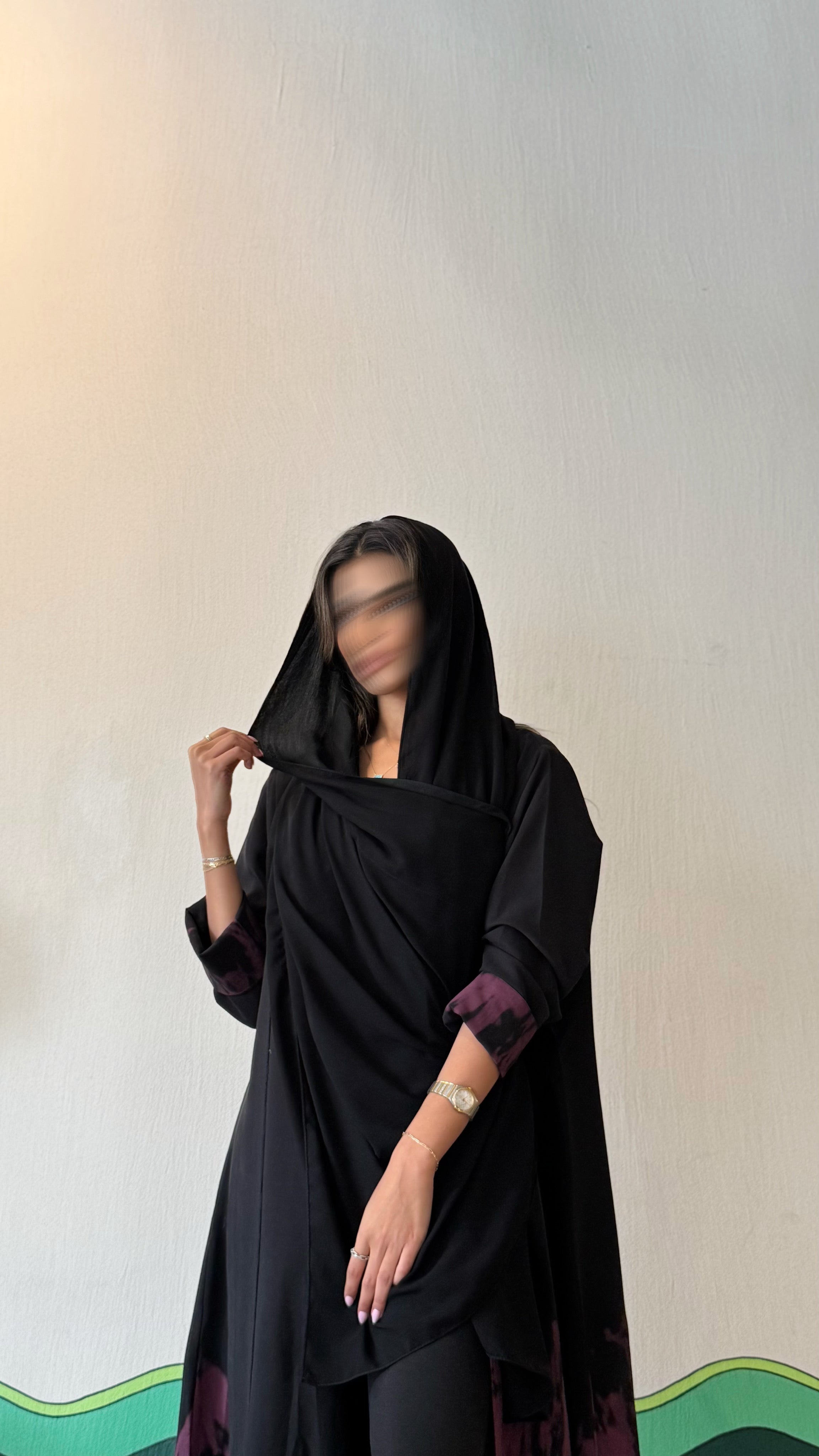 MW645 - Light Crepe Standing with Jacquard Half-Cloche