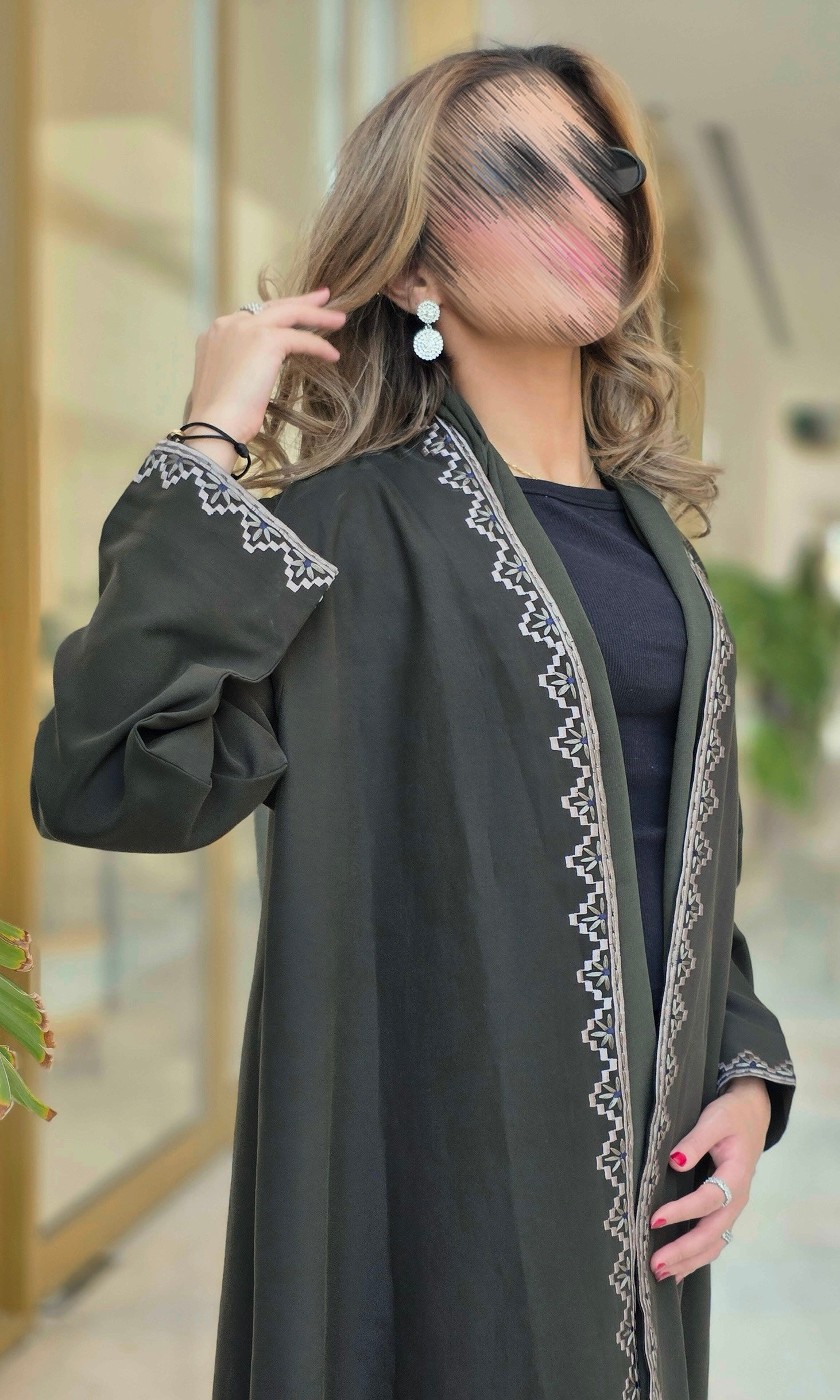 MWT683 - عباية زيتي تطريز - Aya