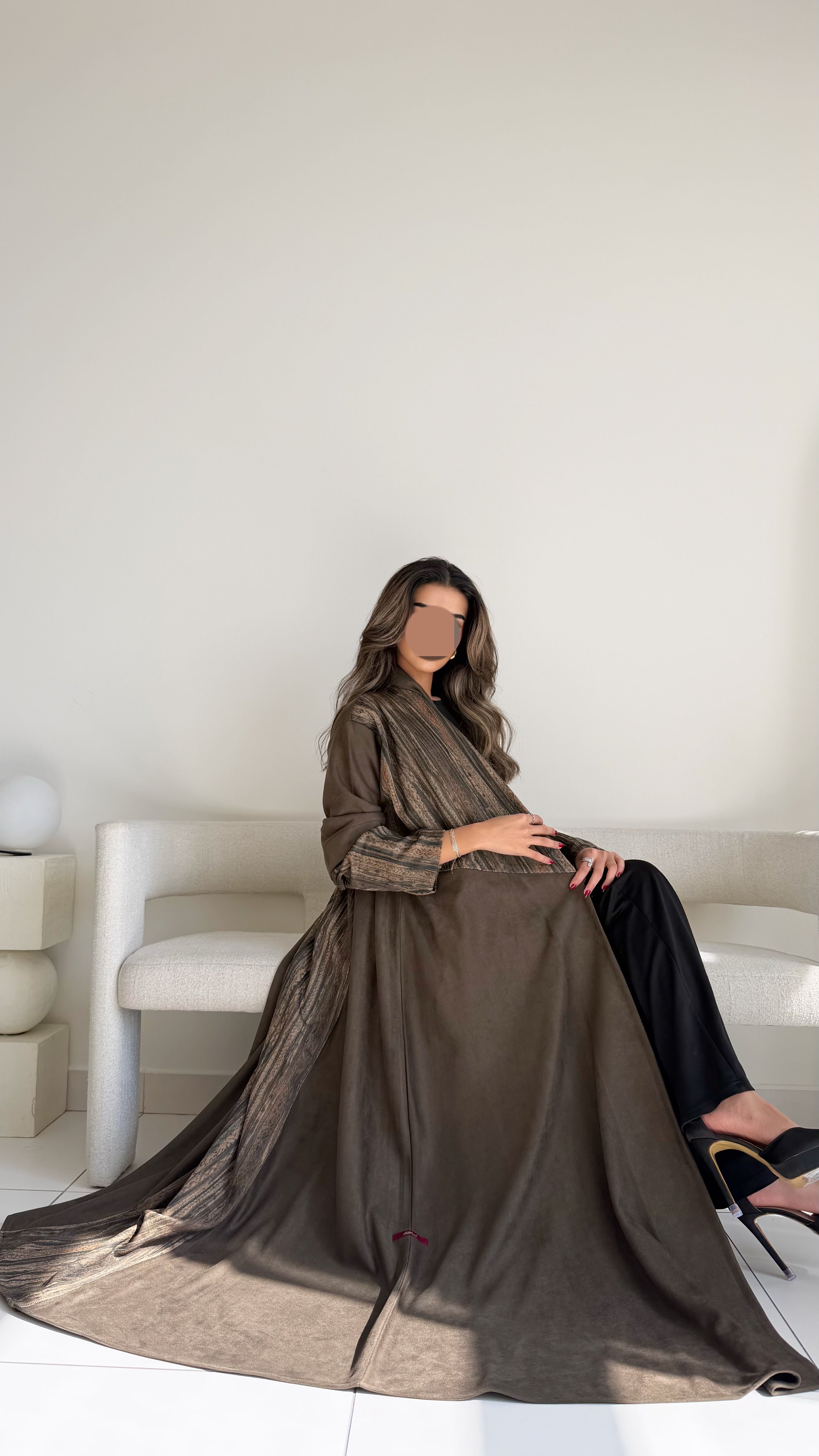 MWT891 - عباية شامواه زيتي مع تدخيله