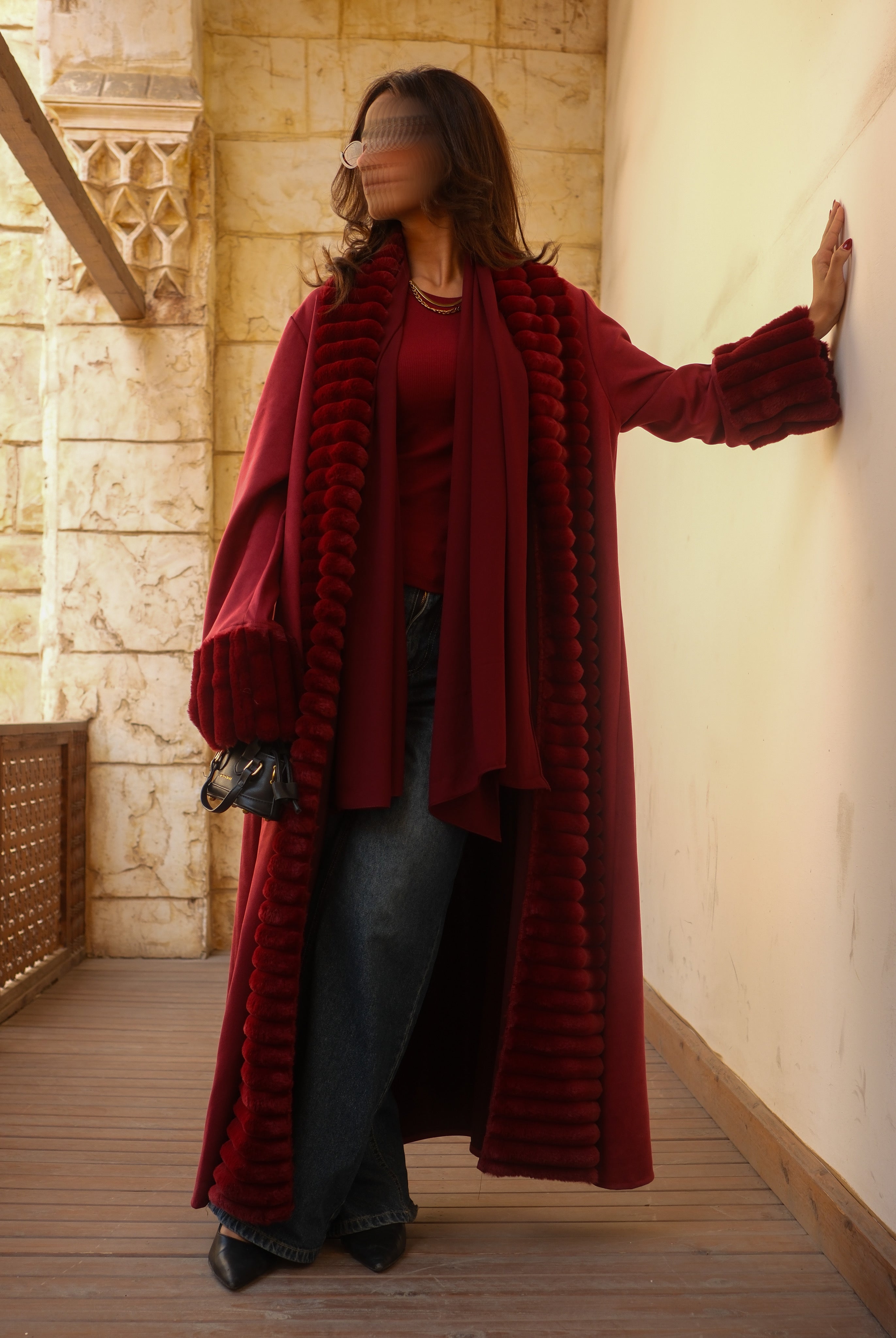 MW645 - Light Crepe Standing with Jacquard Half-Cloche