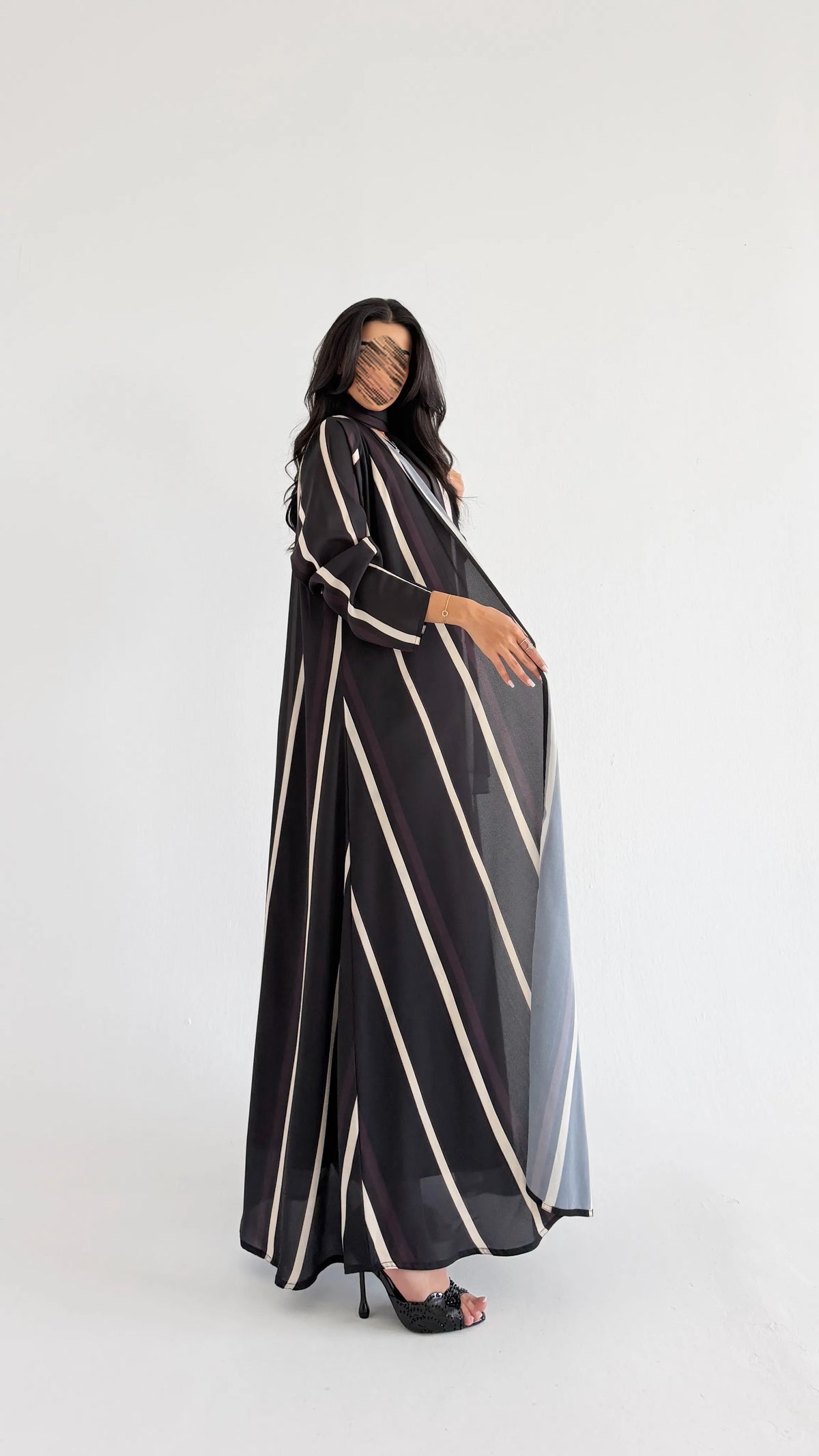 MWT1282 - عباية طباعة مخطط