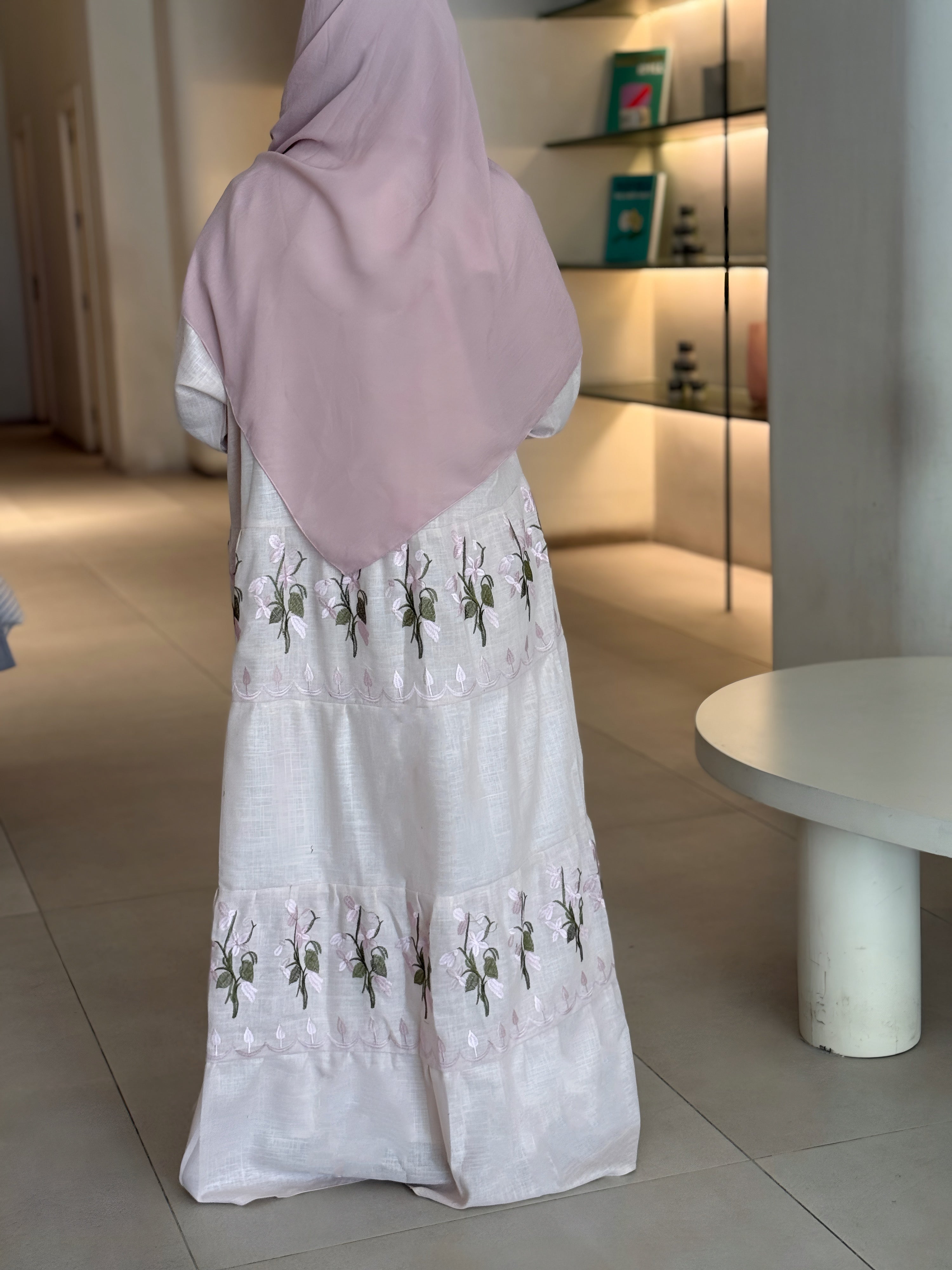 MW1497 - عباية دبل كلوش لنن بيبي بنك