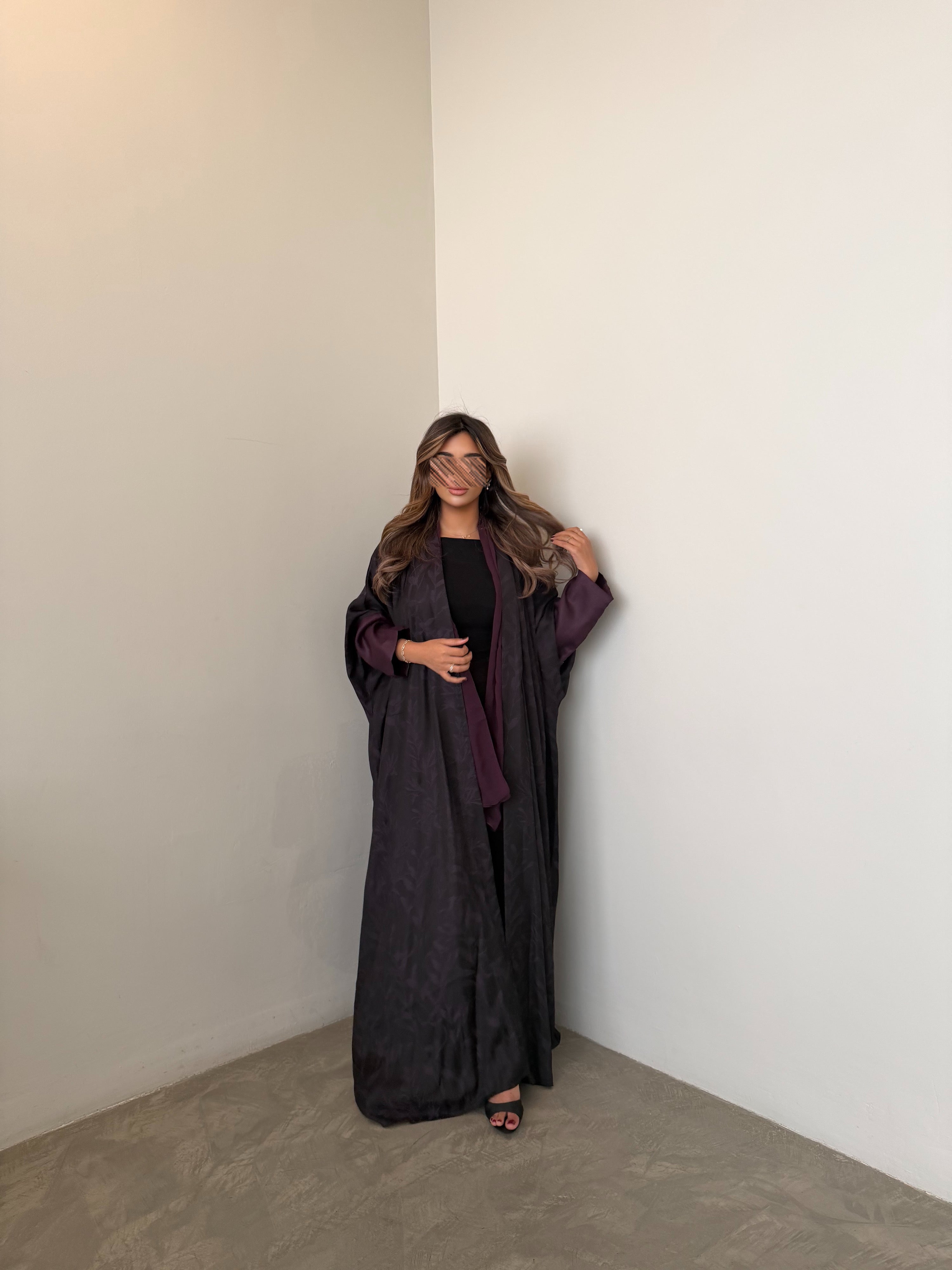 MWT1052 - عبايه جاكار بتدخيله بالاكمام - Aya