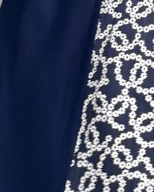 MWT766 - عباية كريب مع تدخيلة لنن هندي - Aya