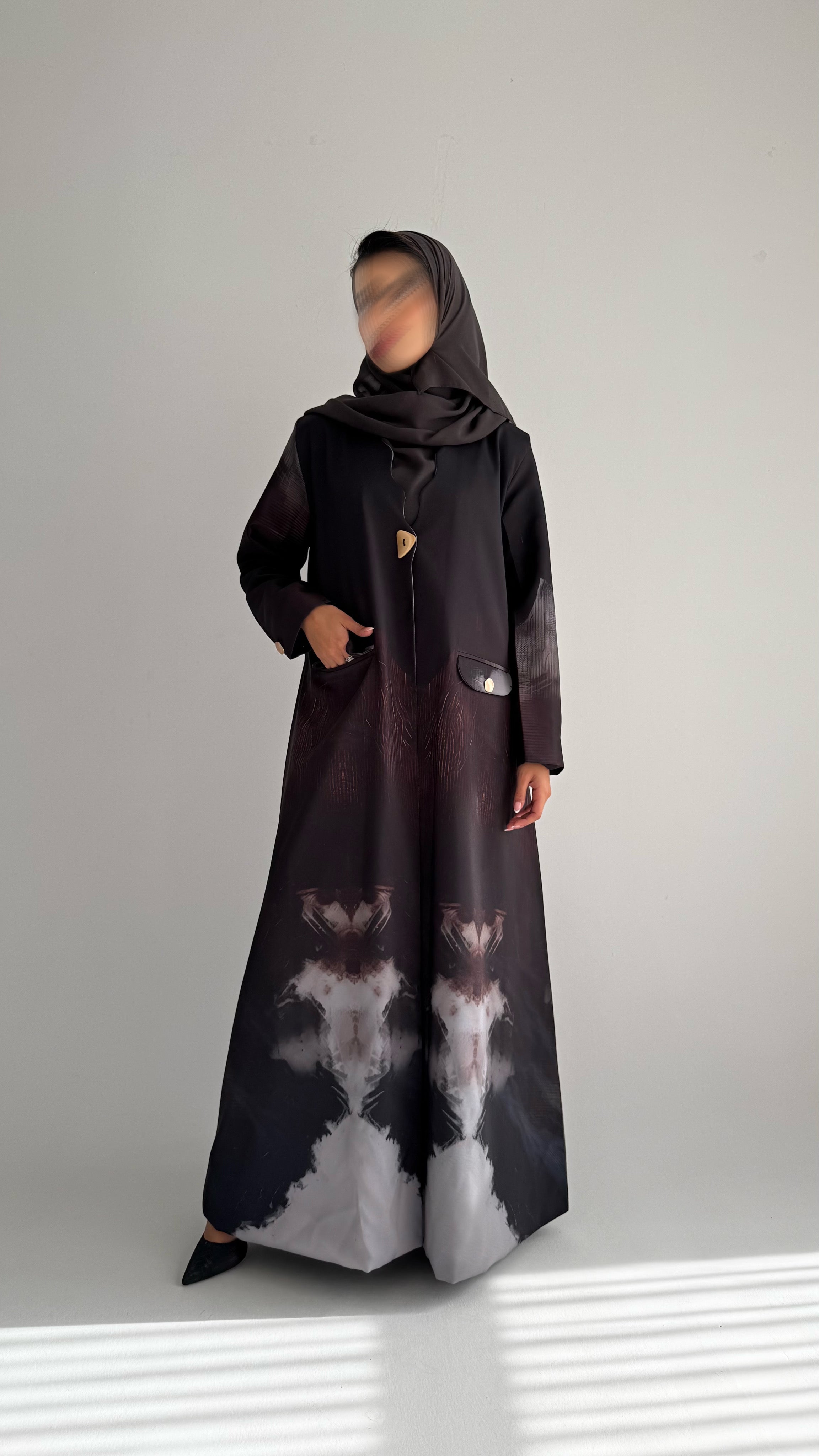 MWT839 - عباية بليزر طباعة | Printed Blazer Abaya - Aya