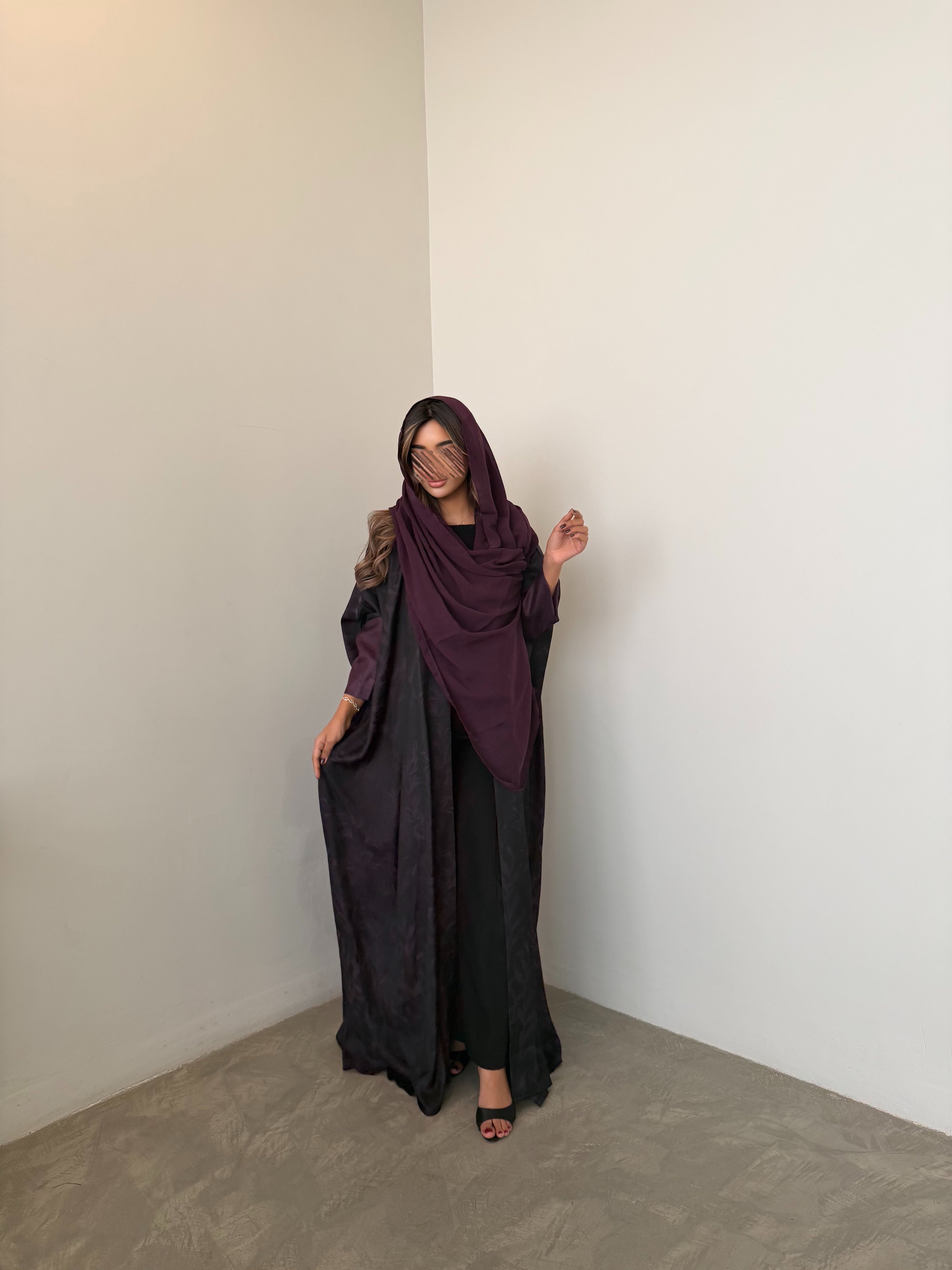 MWT1052 - عبايه جاكار بتدخيله بالاكمام - Aya