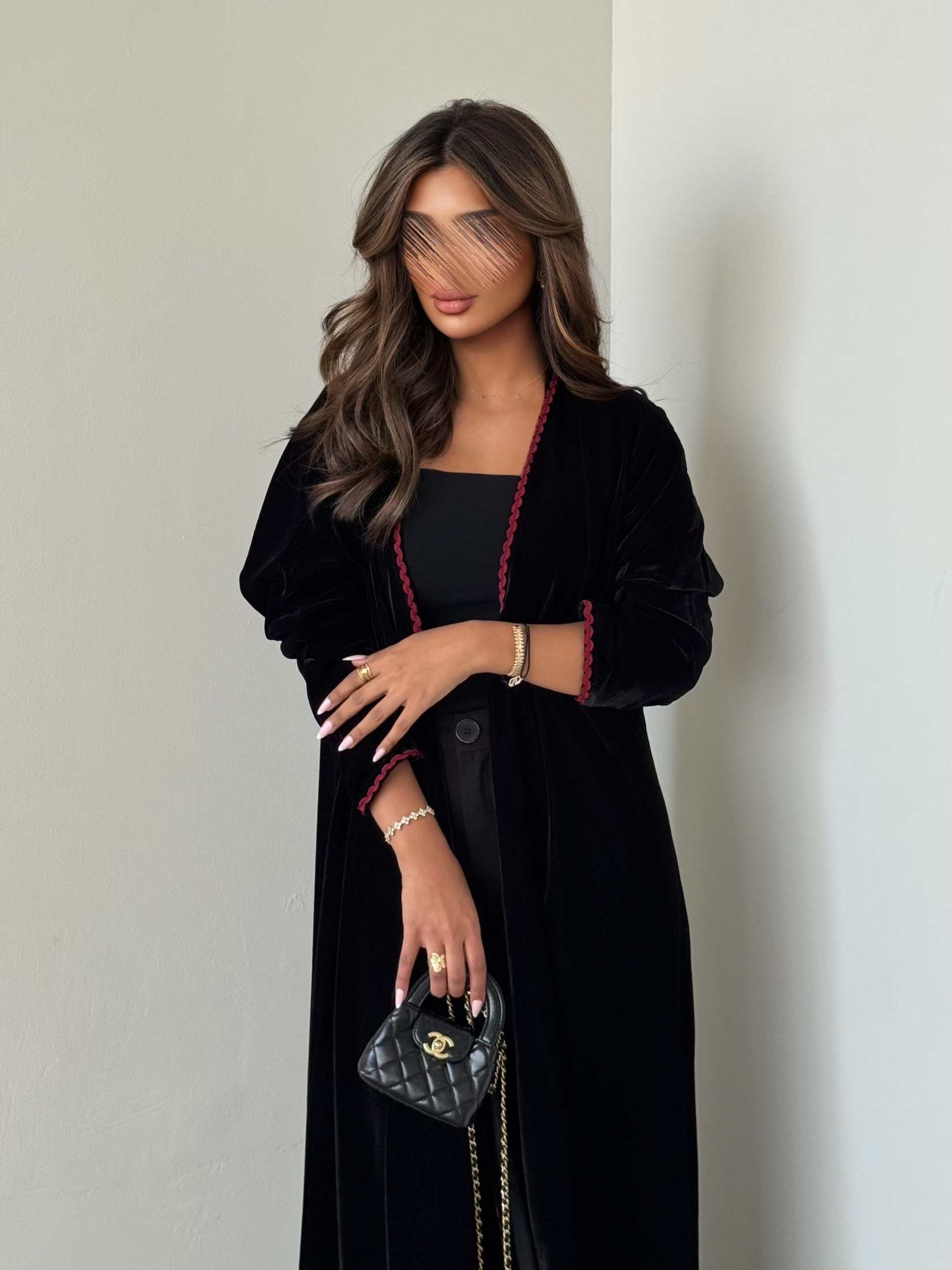 MWT553 - عباية مخمل - Aya