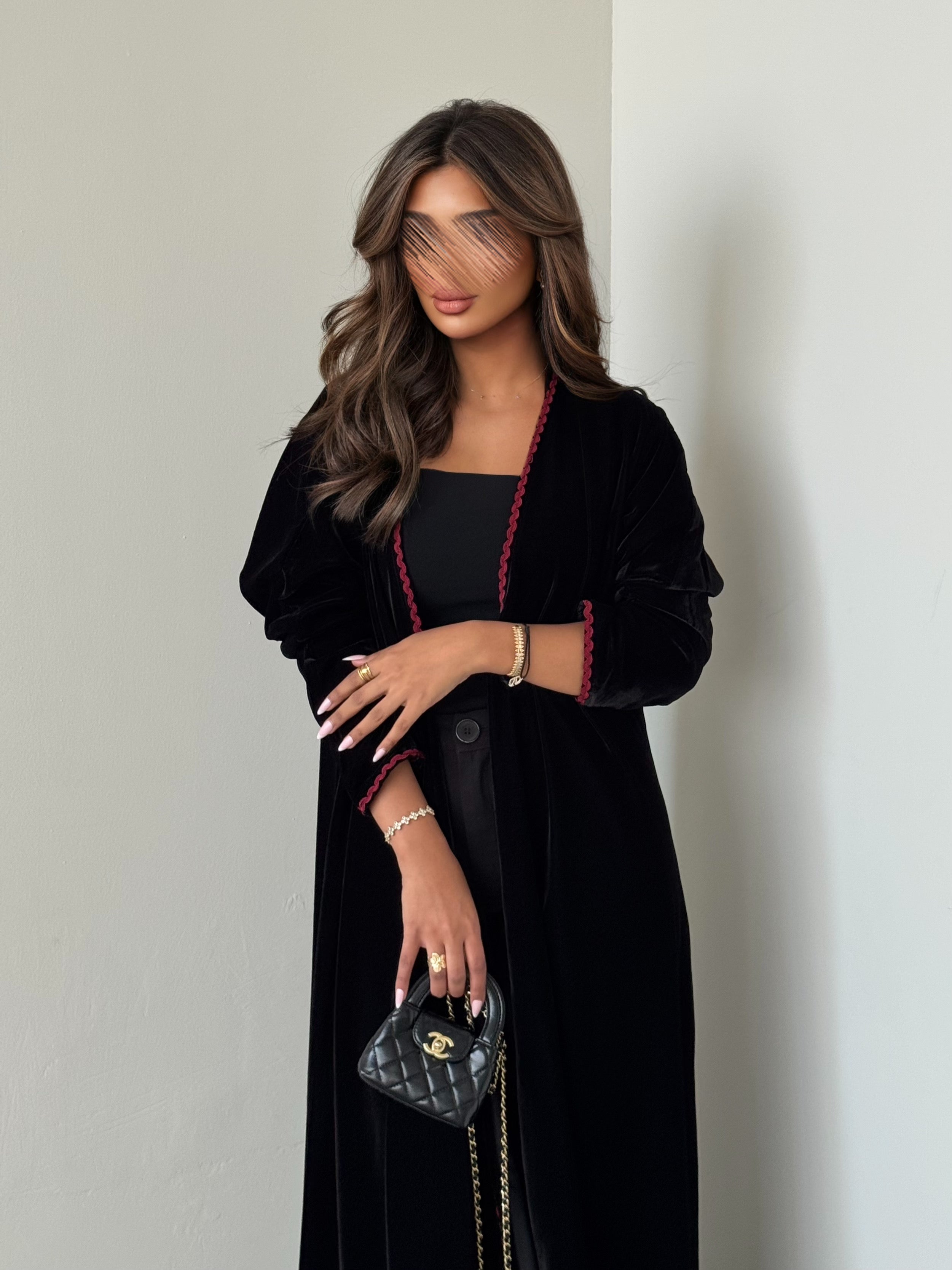 MWT553 - عباية مخمل - Aya