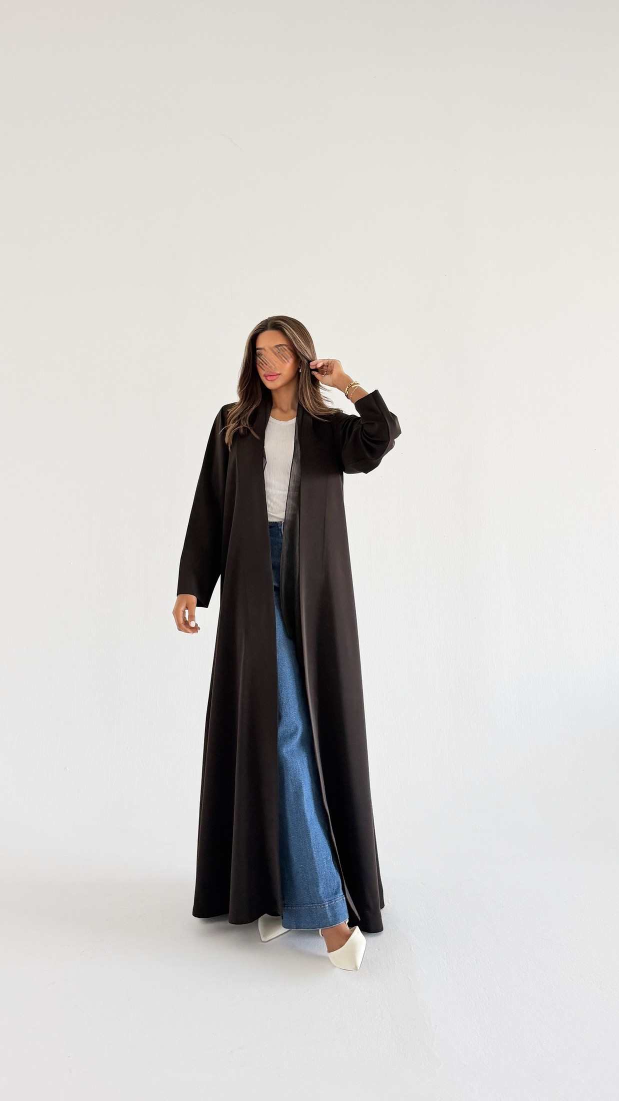MWT1237 - عبايه ساده مع طرحه لينن - Aya