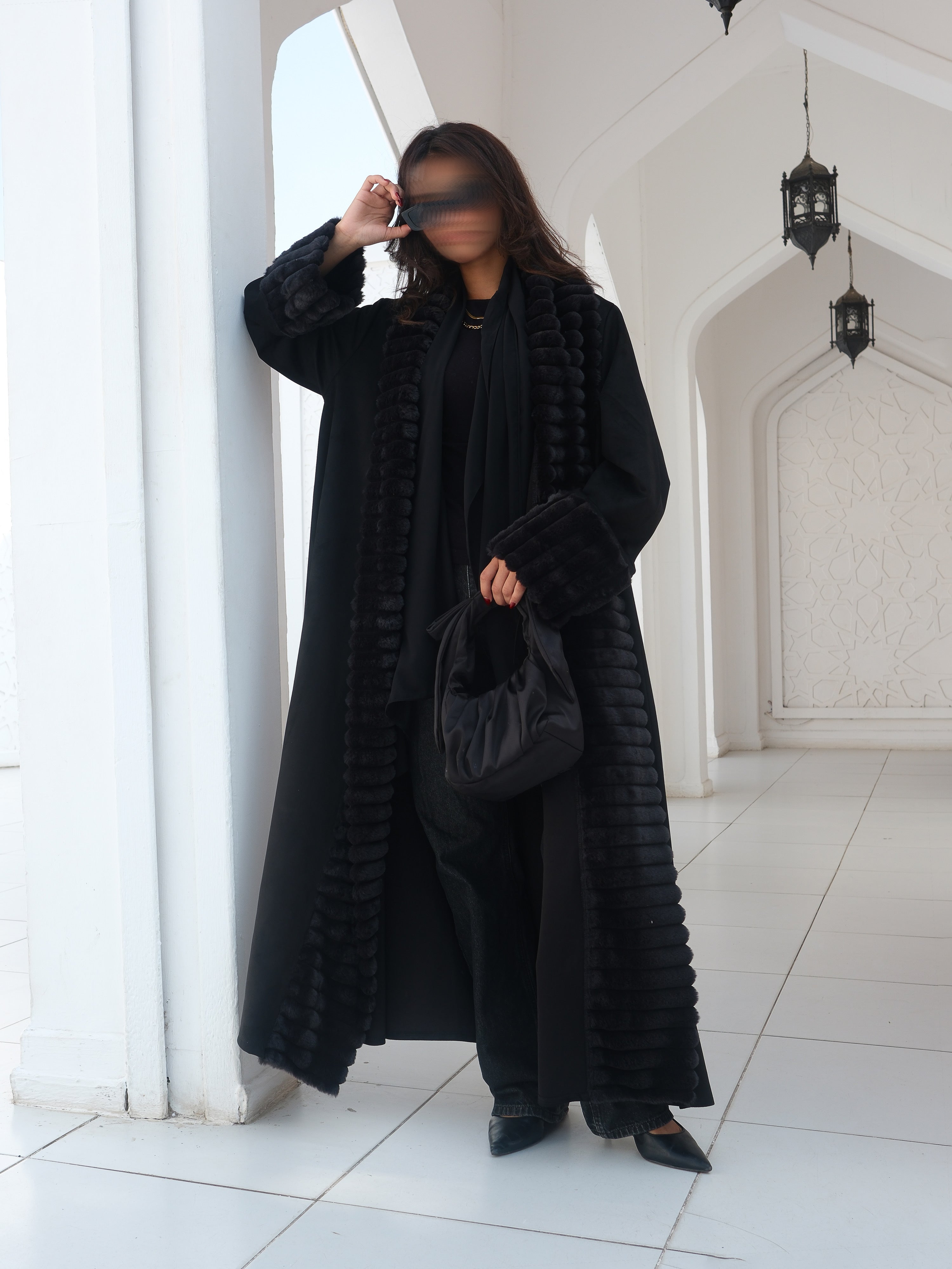 MW645 - Light Crepe Standing with Jacquard Half-Cloche