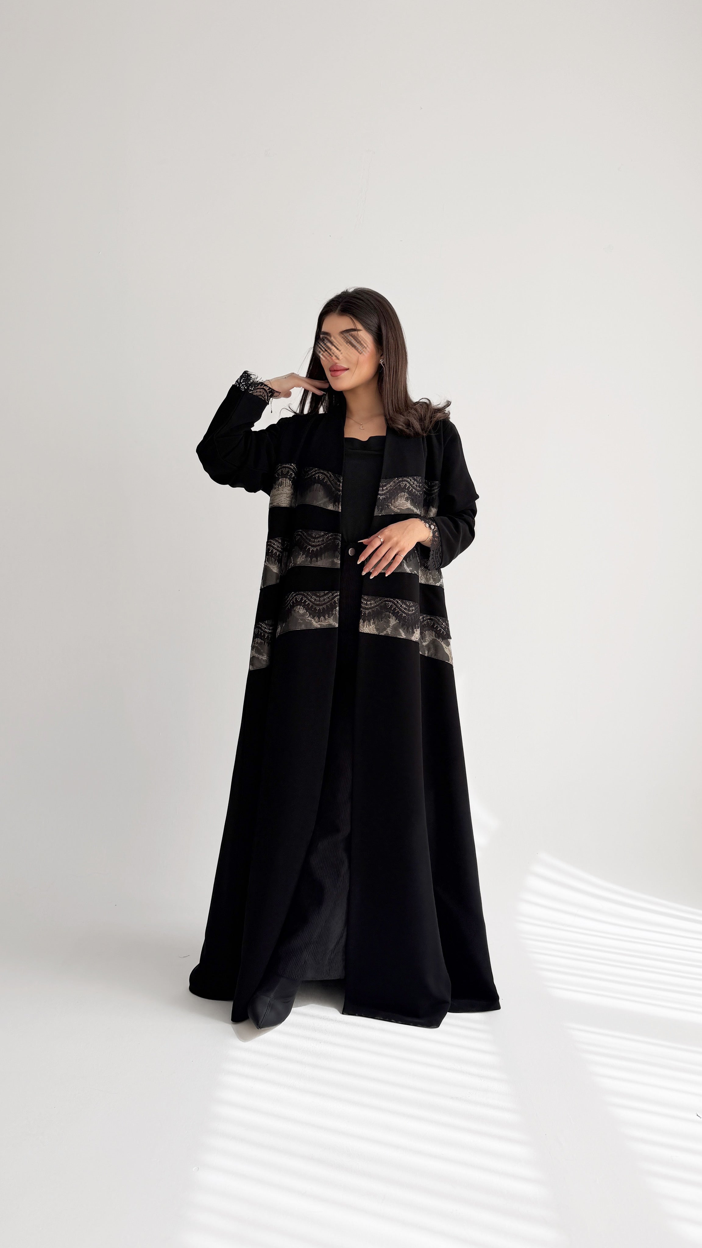 MW2040 - عباية بليزر مع اضافة دانتيل فرنسي - Aya