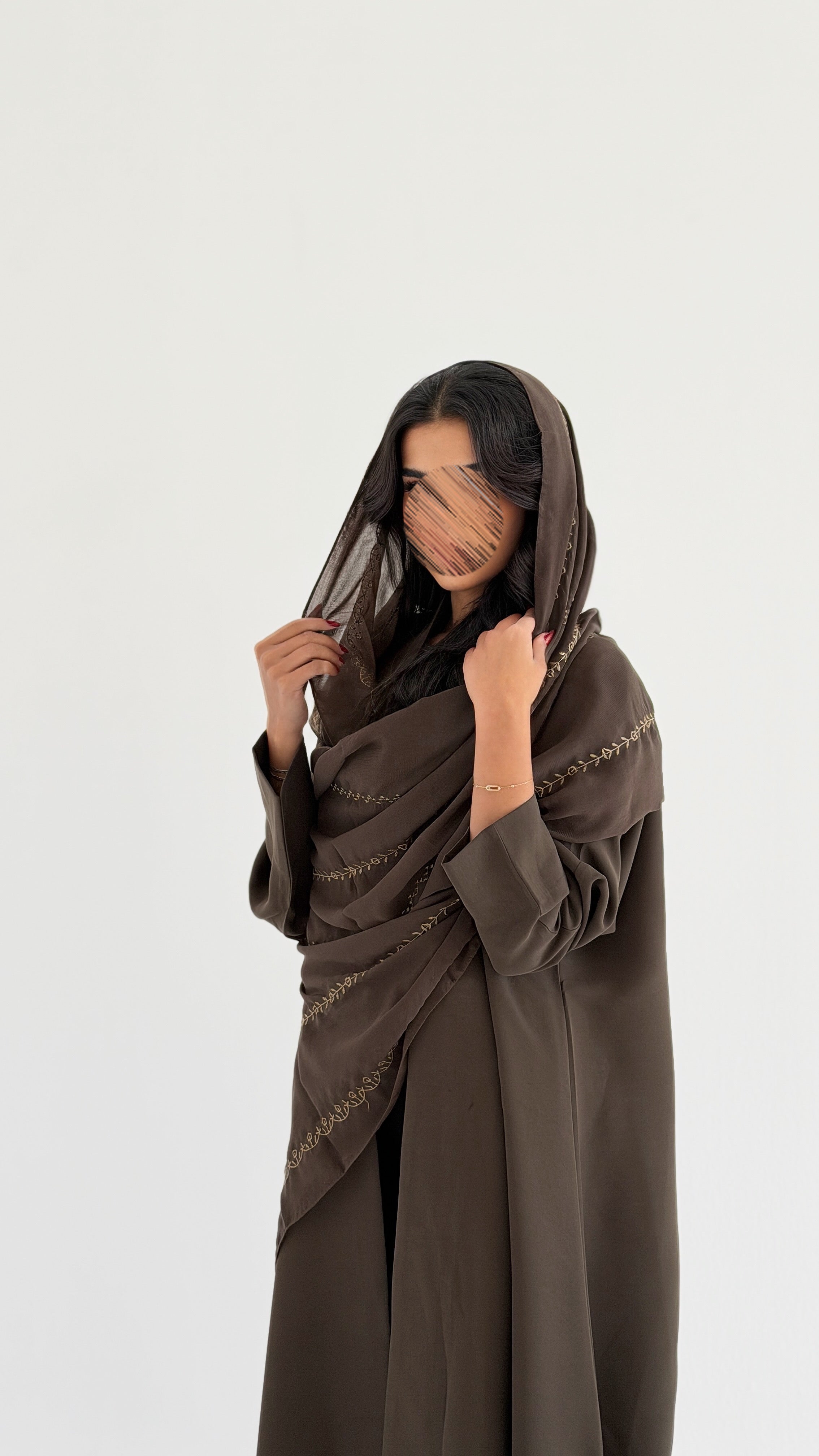 MWT1021 -عباية مع طرحة تطريز - Aya