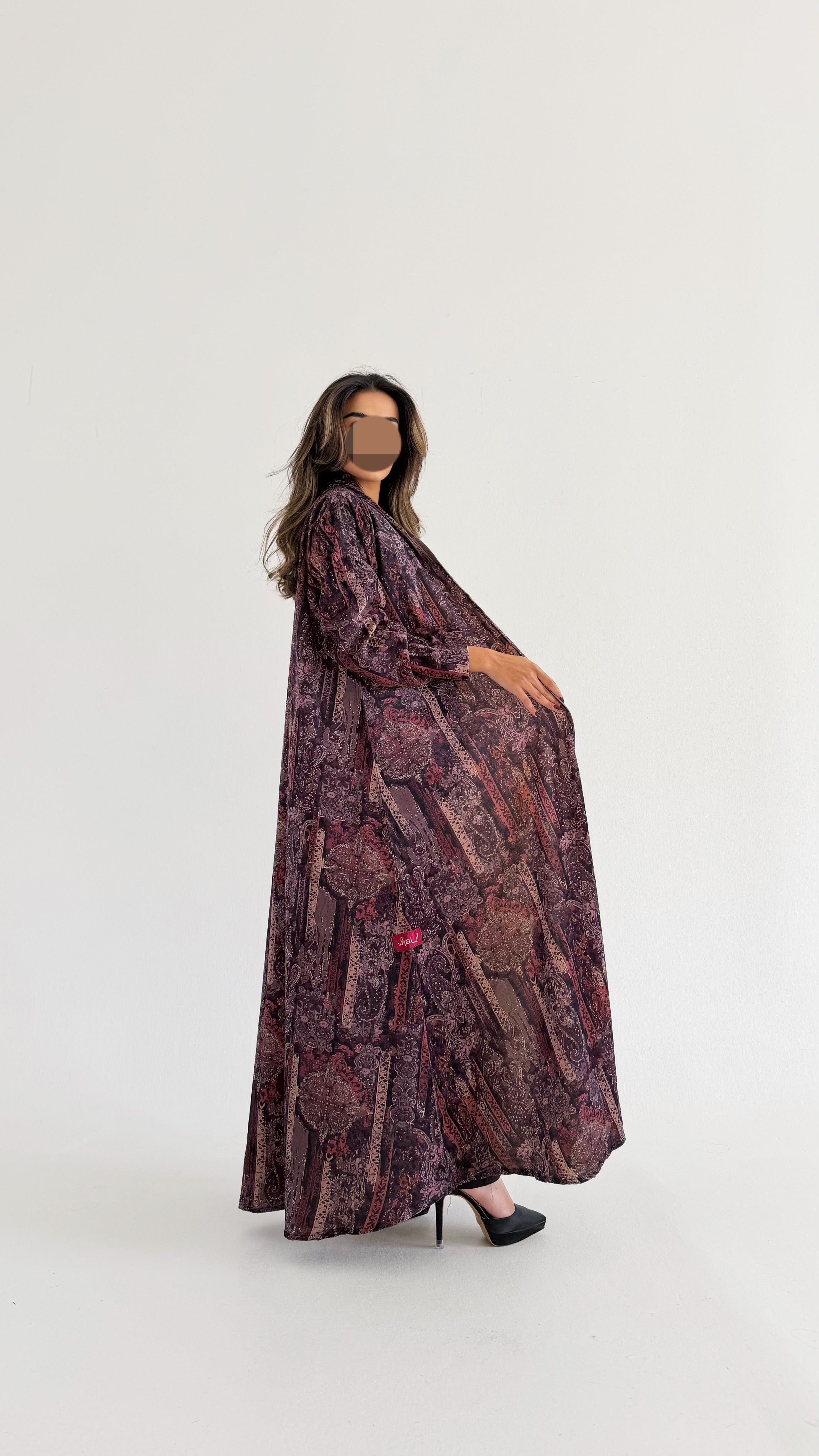 MW645 - Light Crepe Standing with Jacquard Half-Cloche