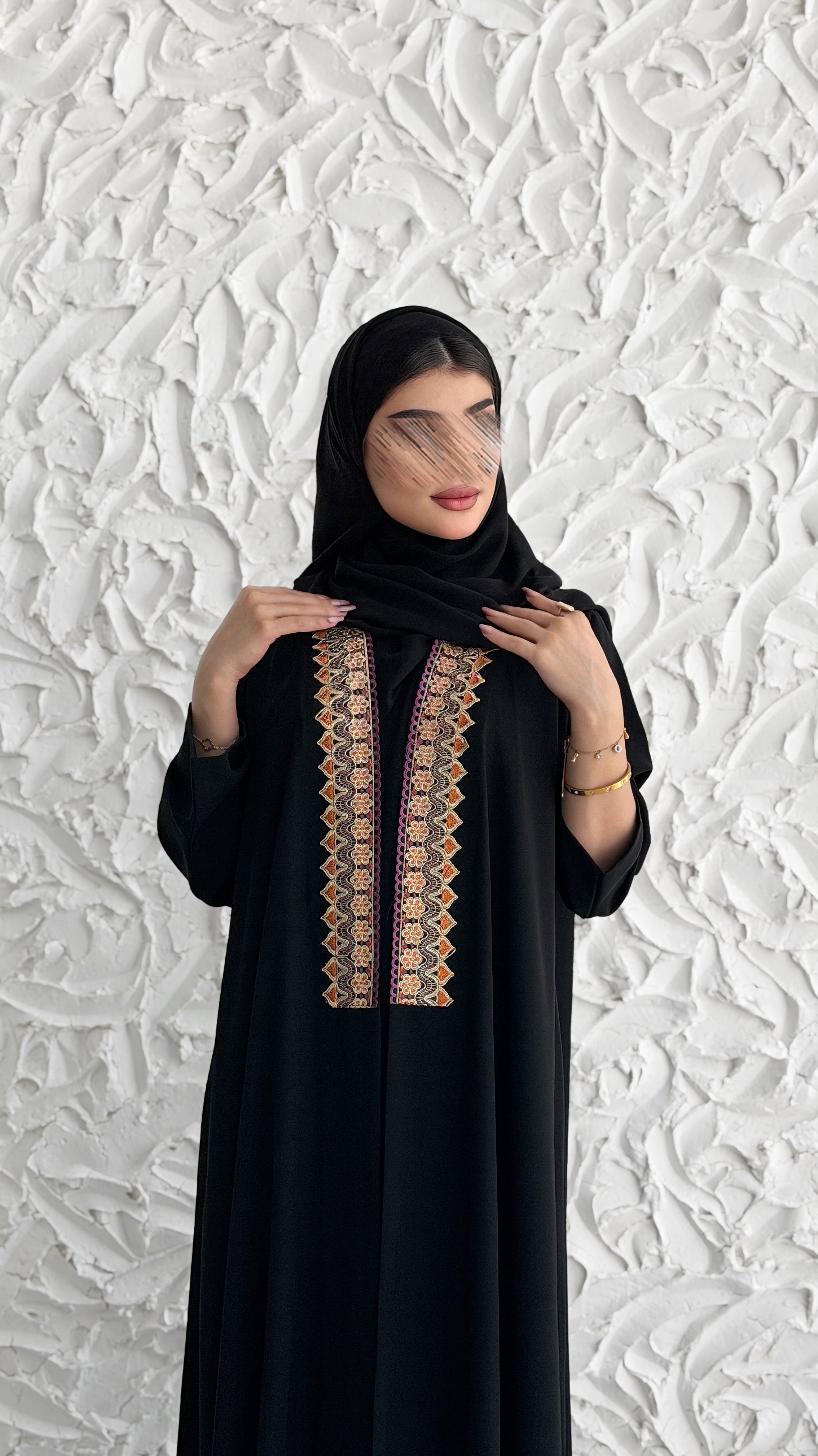 MWT5034 - قماش اسود كريب مع كلفة رمضاني قصة نص بشت - Aya