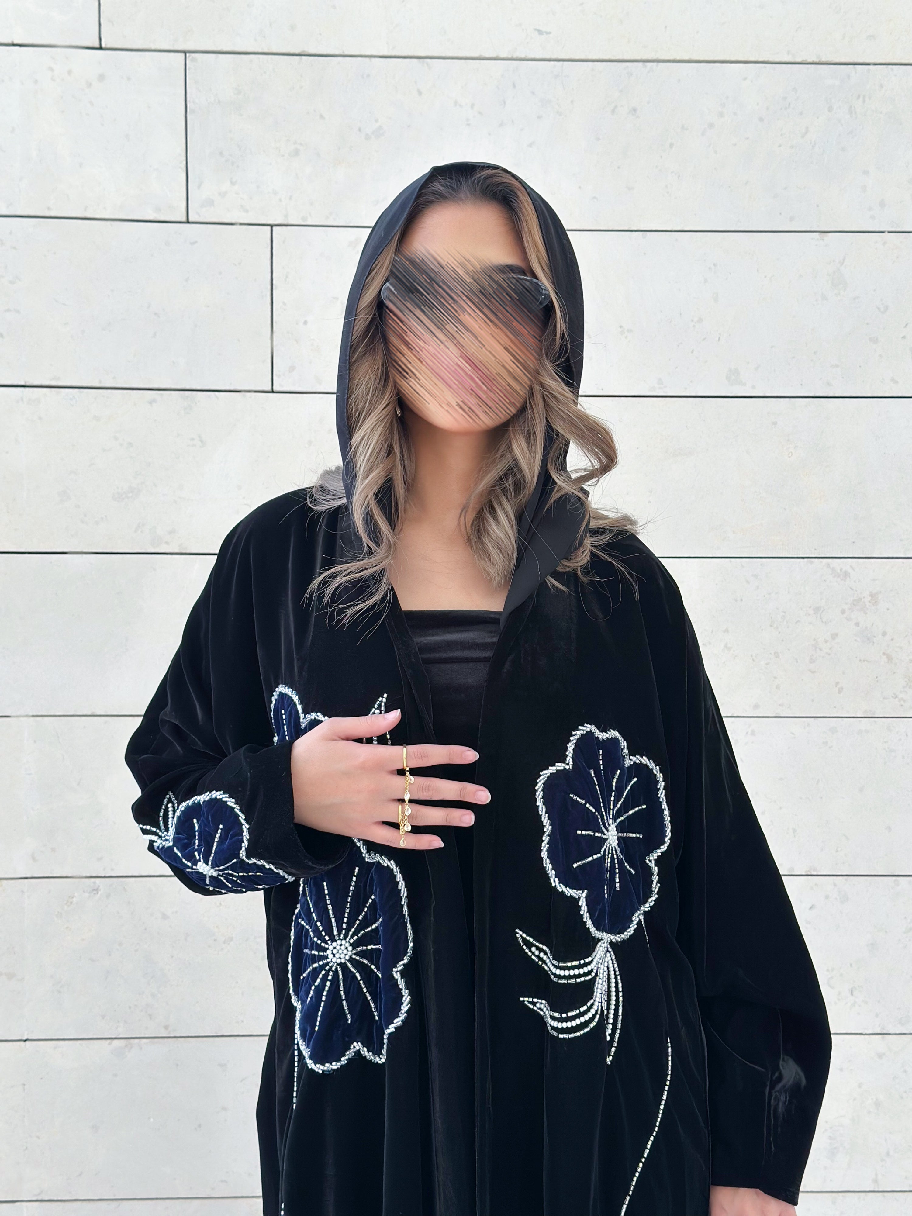 MW645 - Light Crepe Standing with Jacquard Half-Cloche
