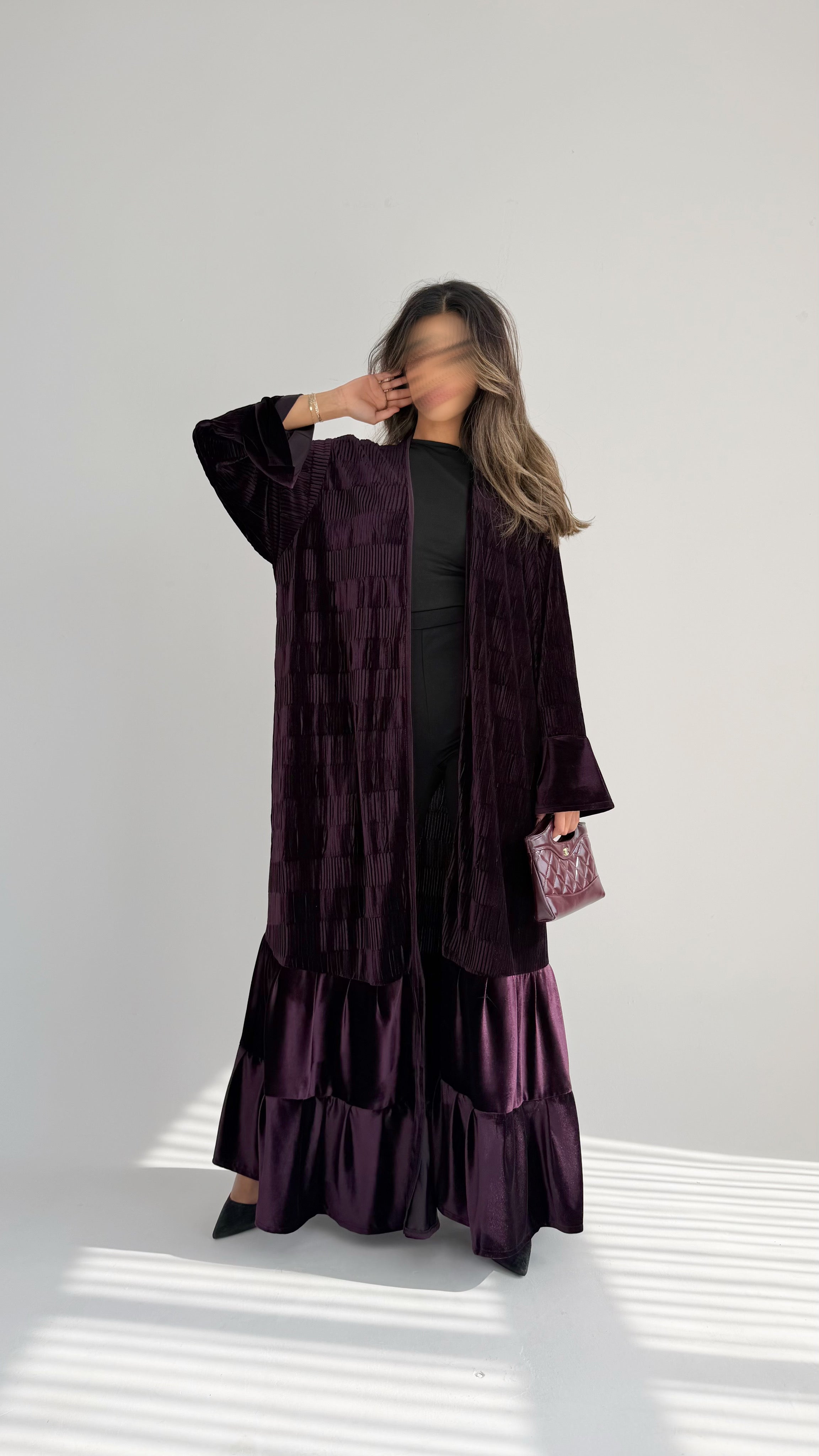 MW645 - Light Crepe Standing with Jacquard Half-Cloche