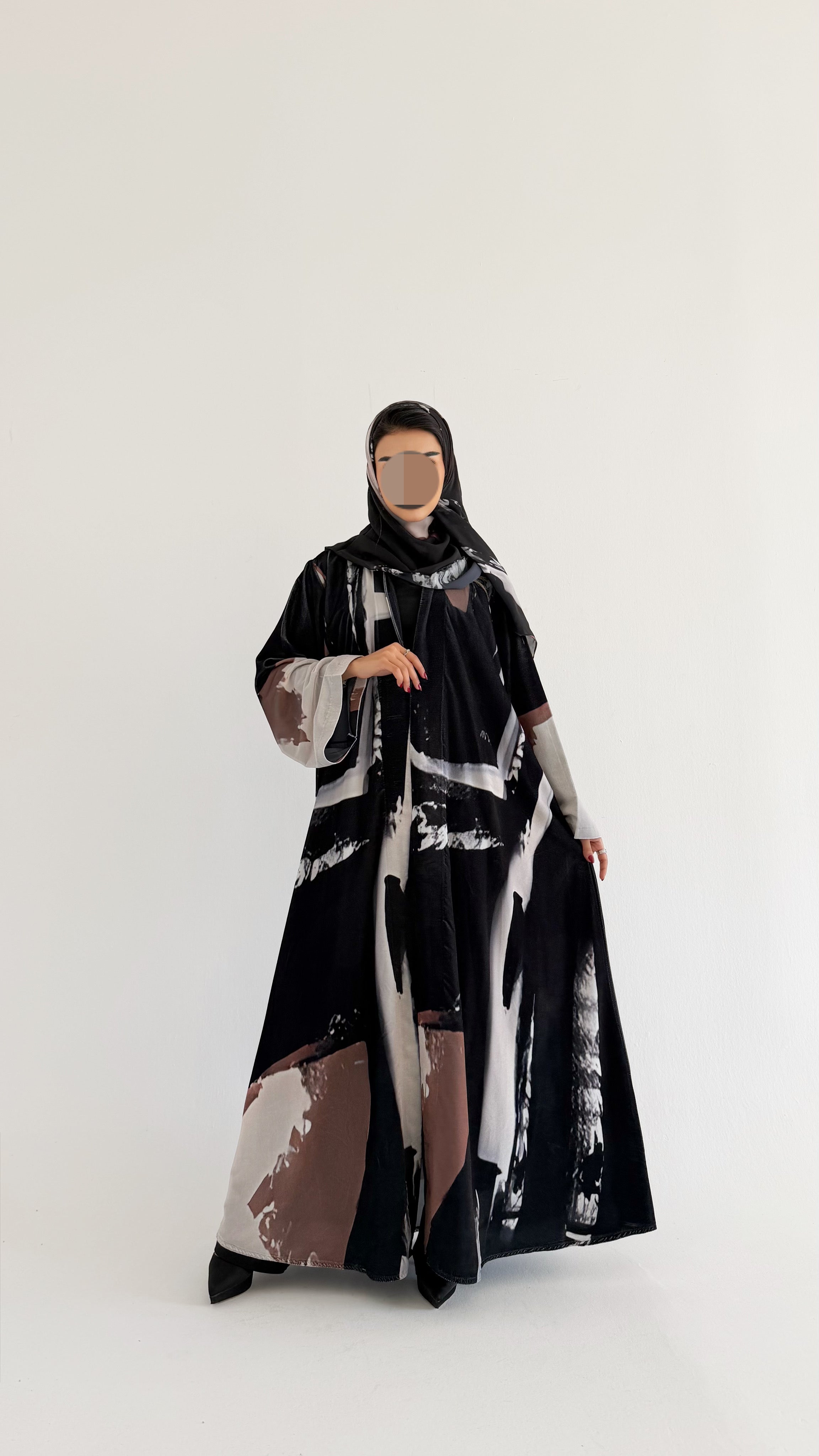 MWT884 - عباية مخمل طباعة - Aya