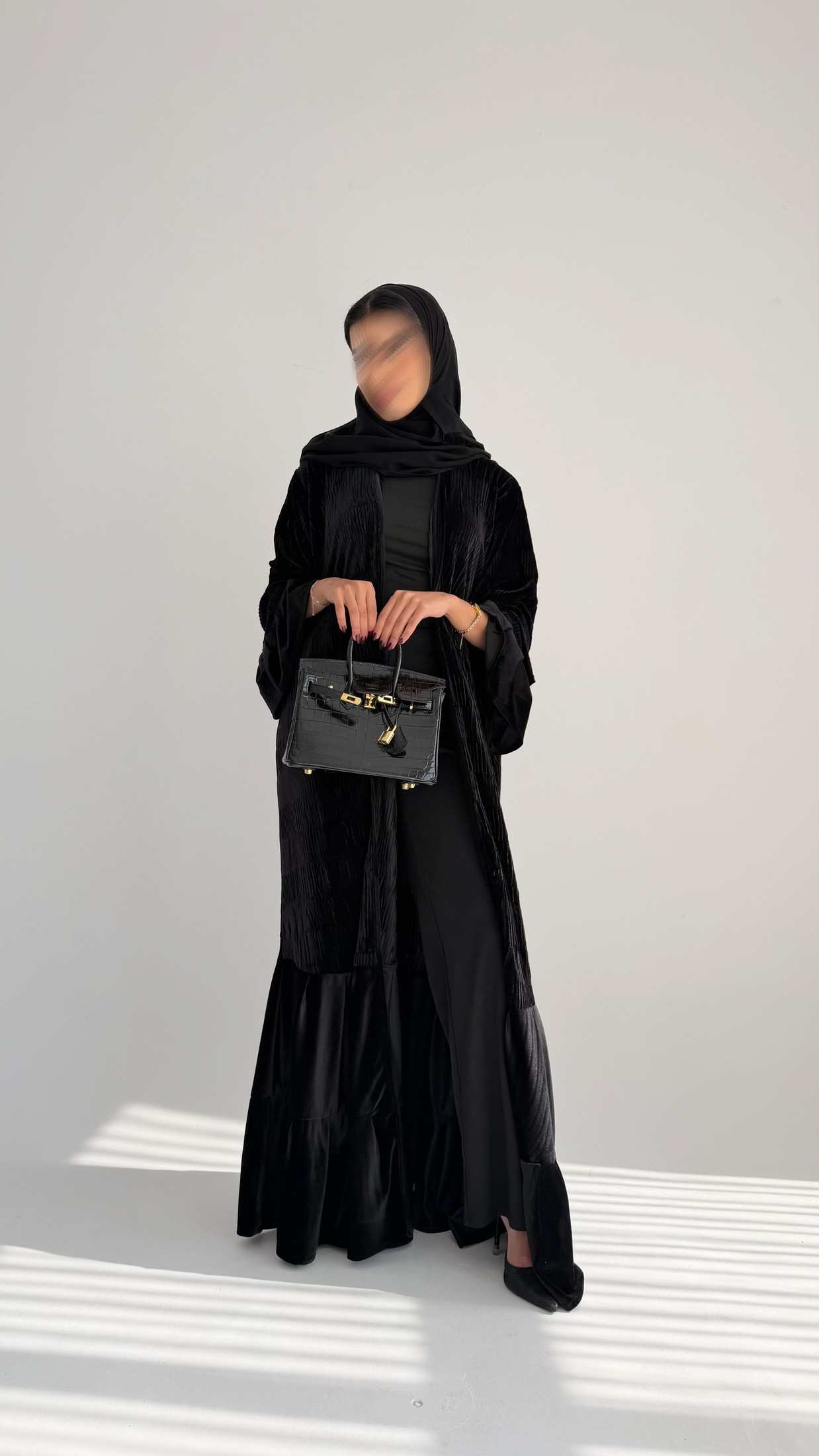MWT876 - عباية مخمل بيليسية - Aya