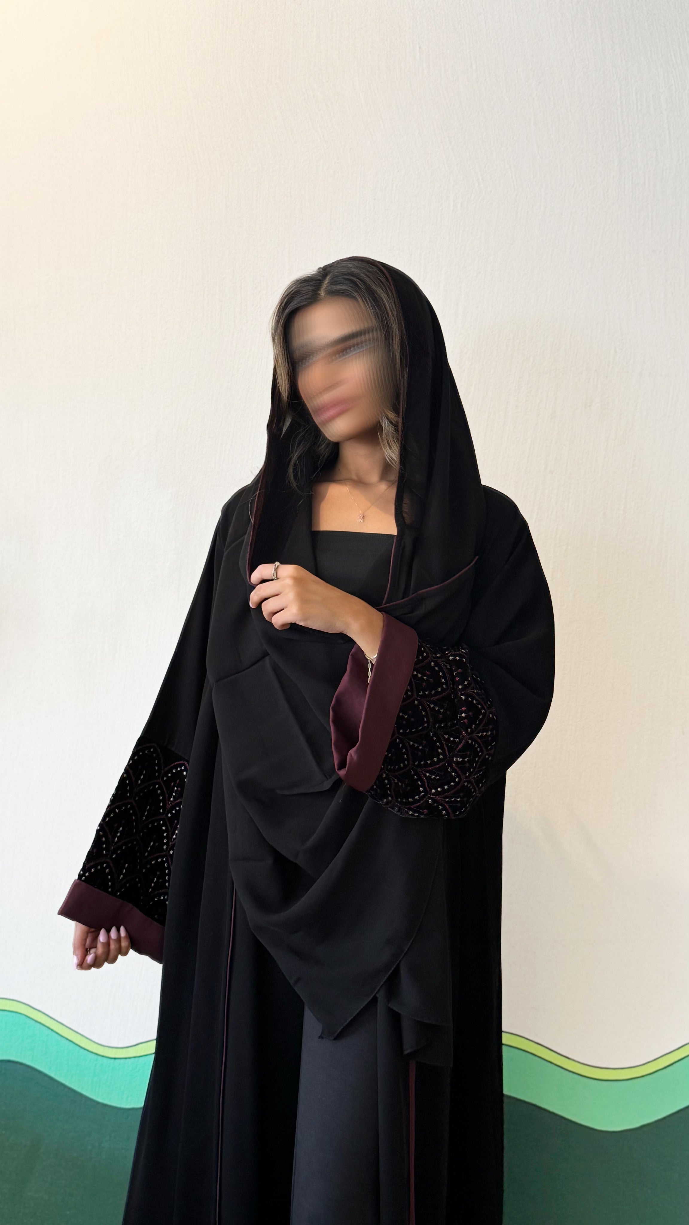 MW645 - Light Crepe Standing with Jacquard Half-Cloche